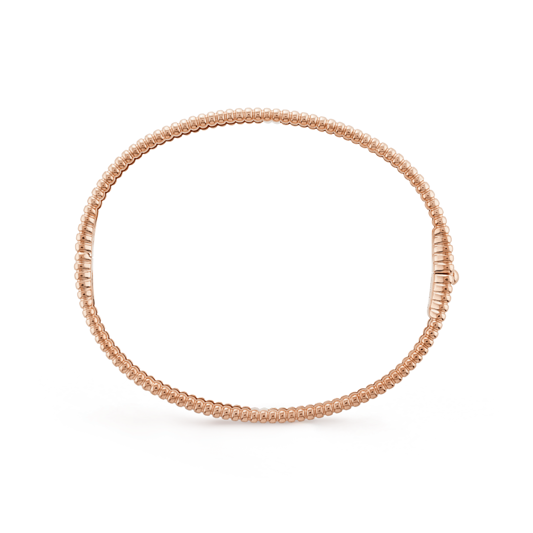 VCA Perlée signature bracelet, medium model