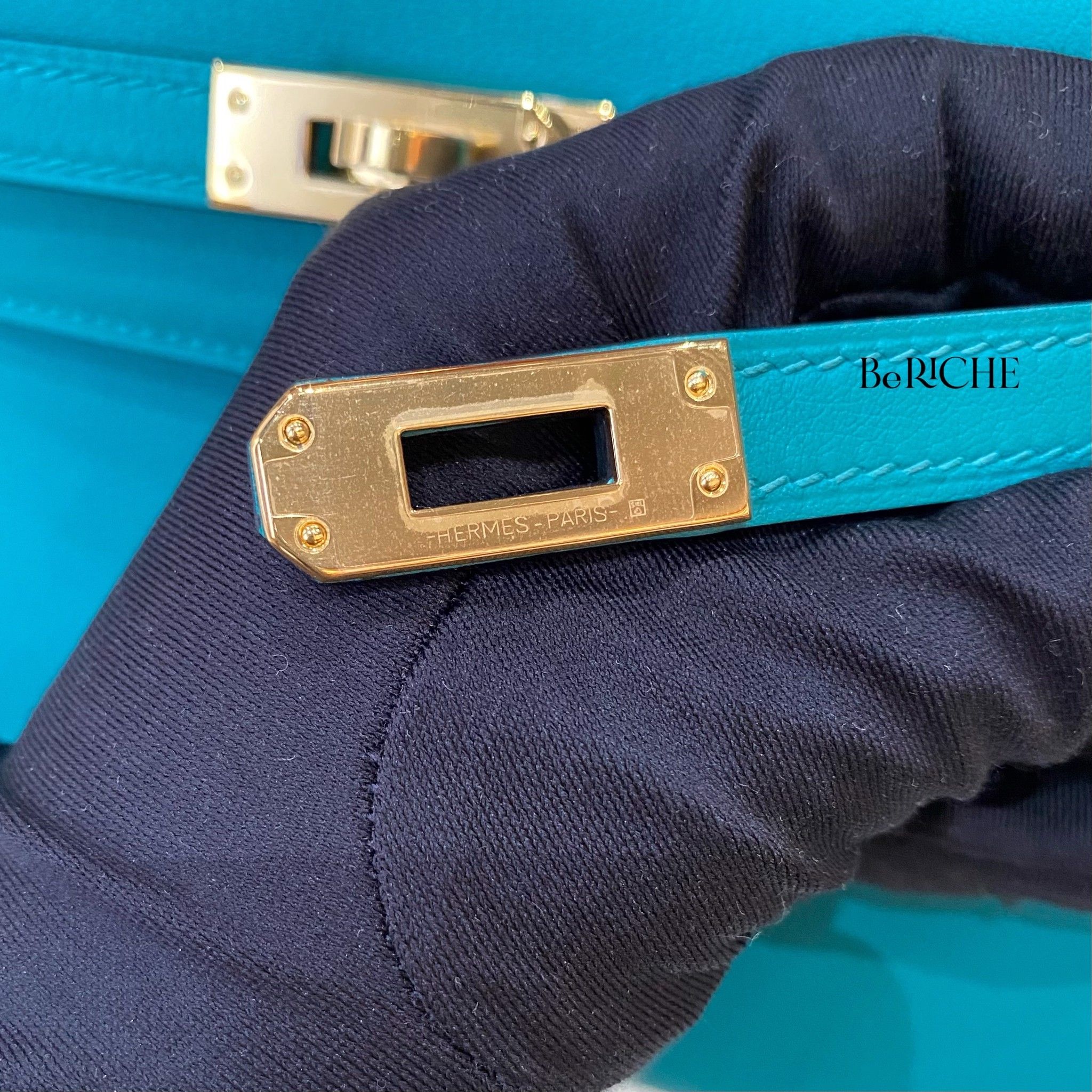 Kelly Pochette KP22 Swift Leather Bleu Paon GHW