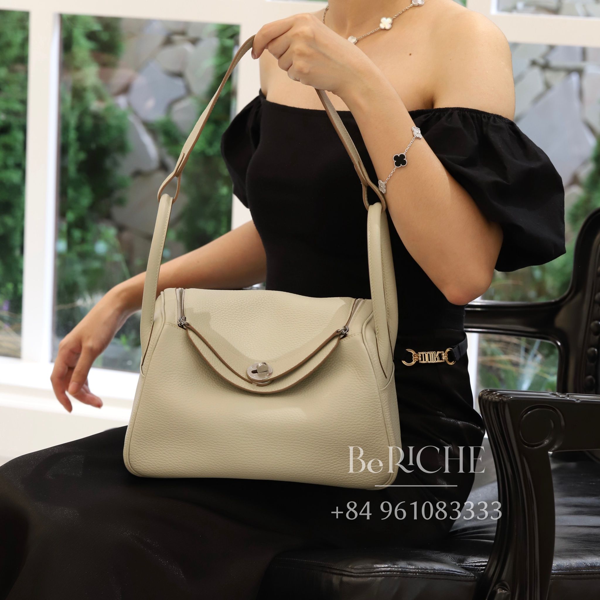 Lindy 26 Clemence Leather Gris Perle PHW
