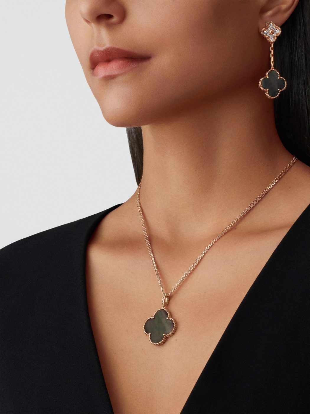 VCA Magic Alhambra long necklace, 1 motif