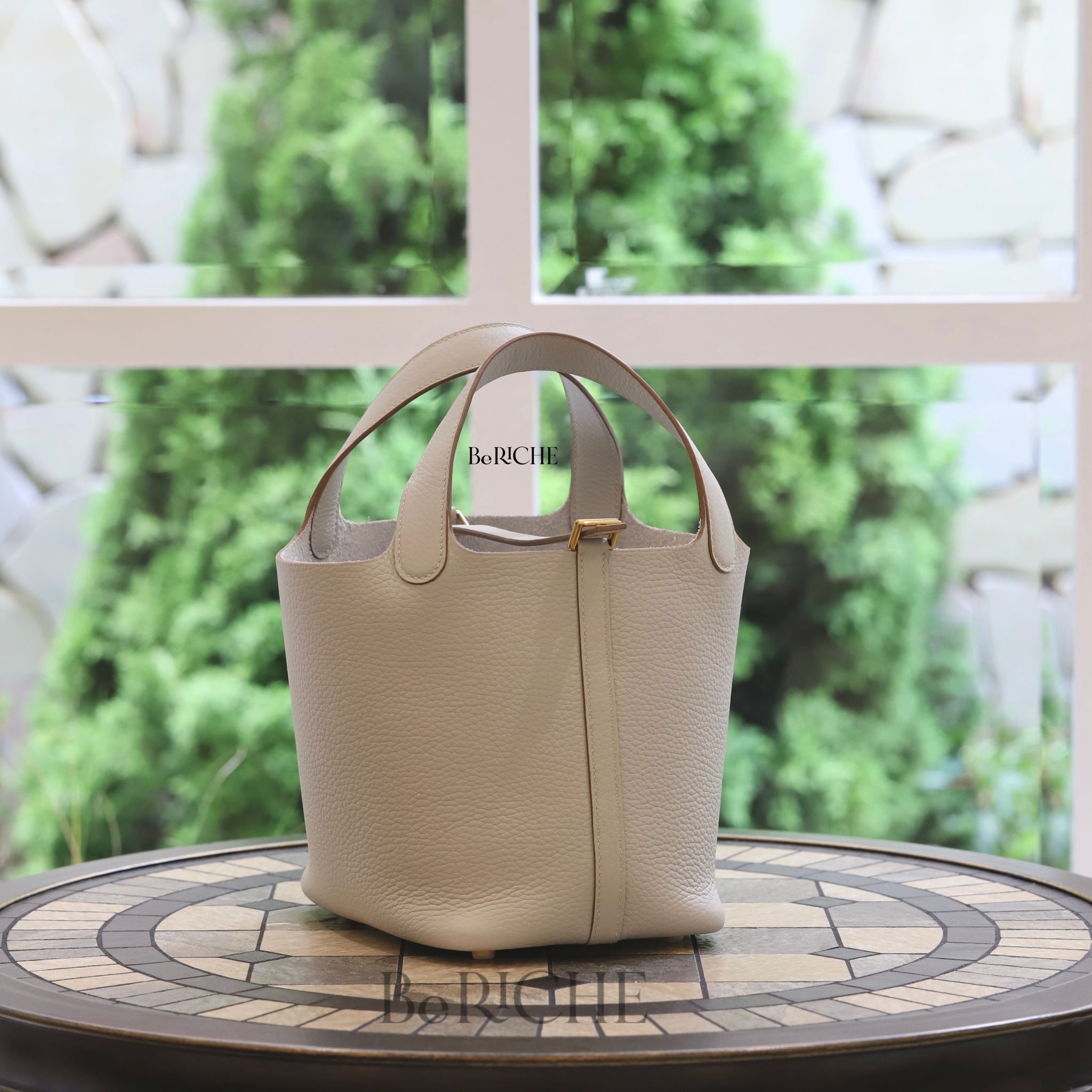 Picotin P18 Cleamance Leather Gris Perle GHW