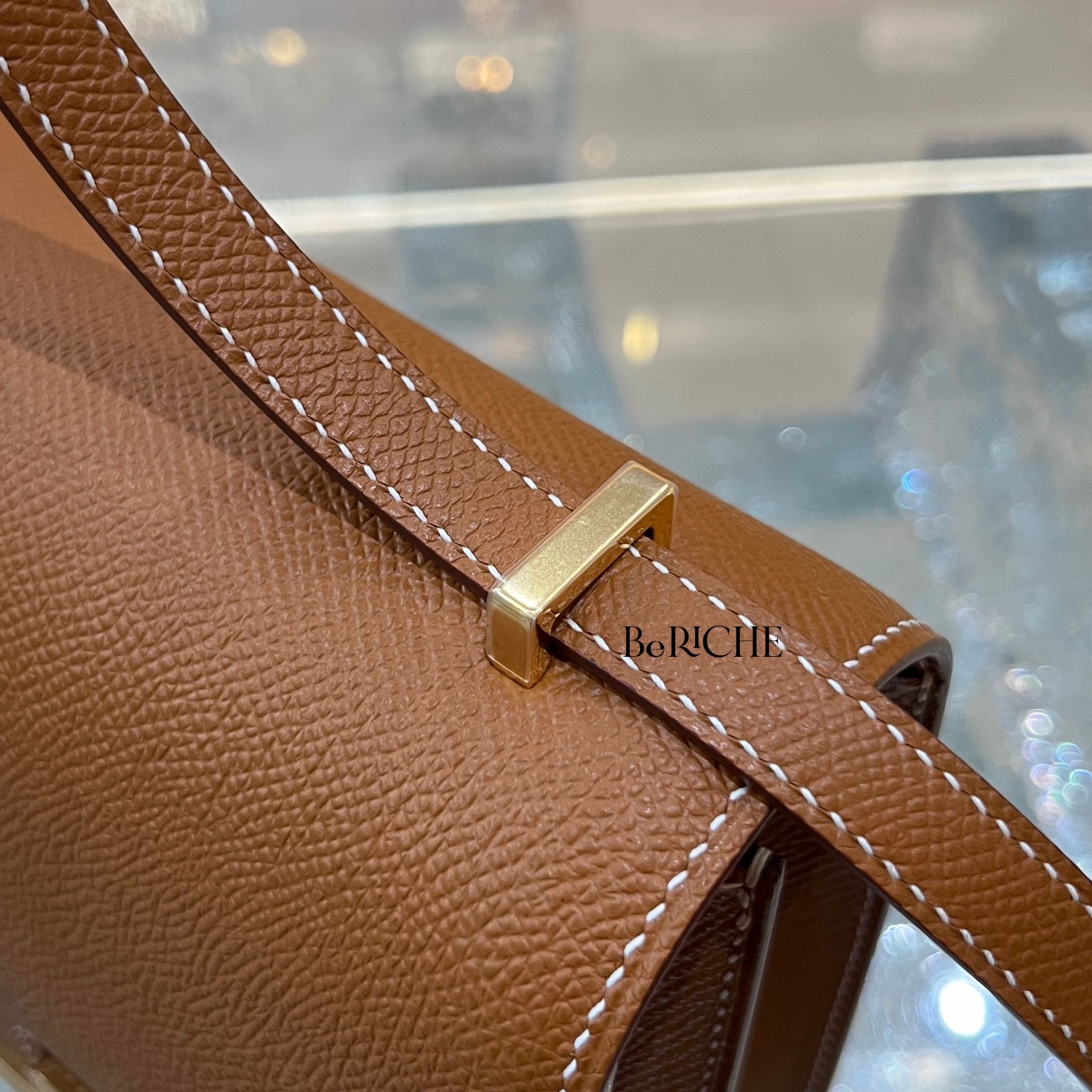 Constance 18 Epsom Gold GHW (Mirror)