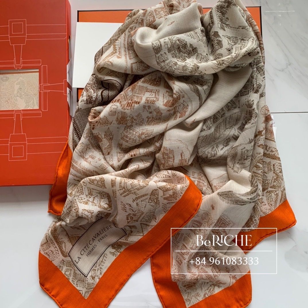 Scarf
