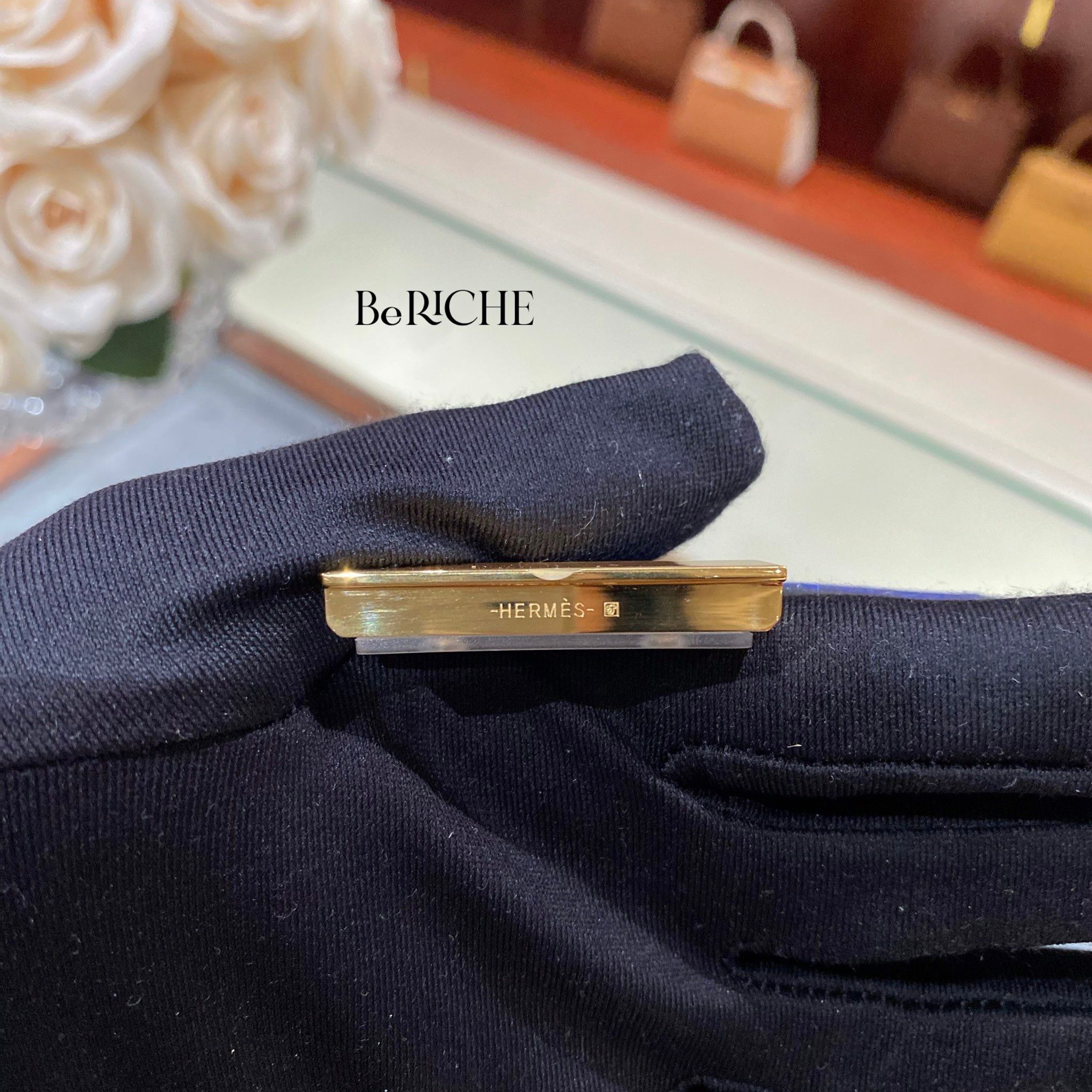 Constance 18 Ostrich Bleu Saphire GHW