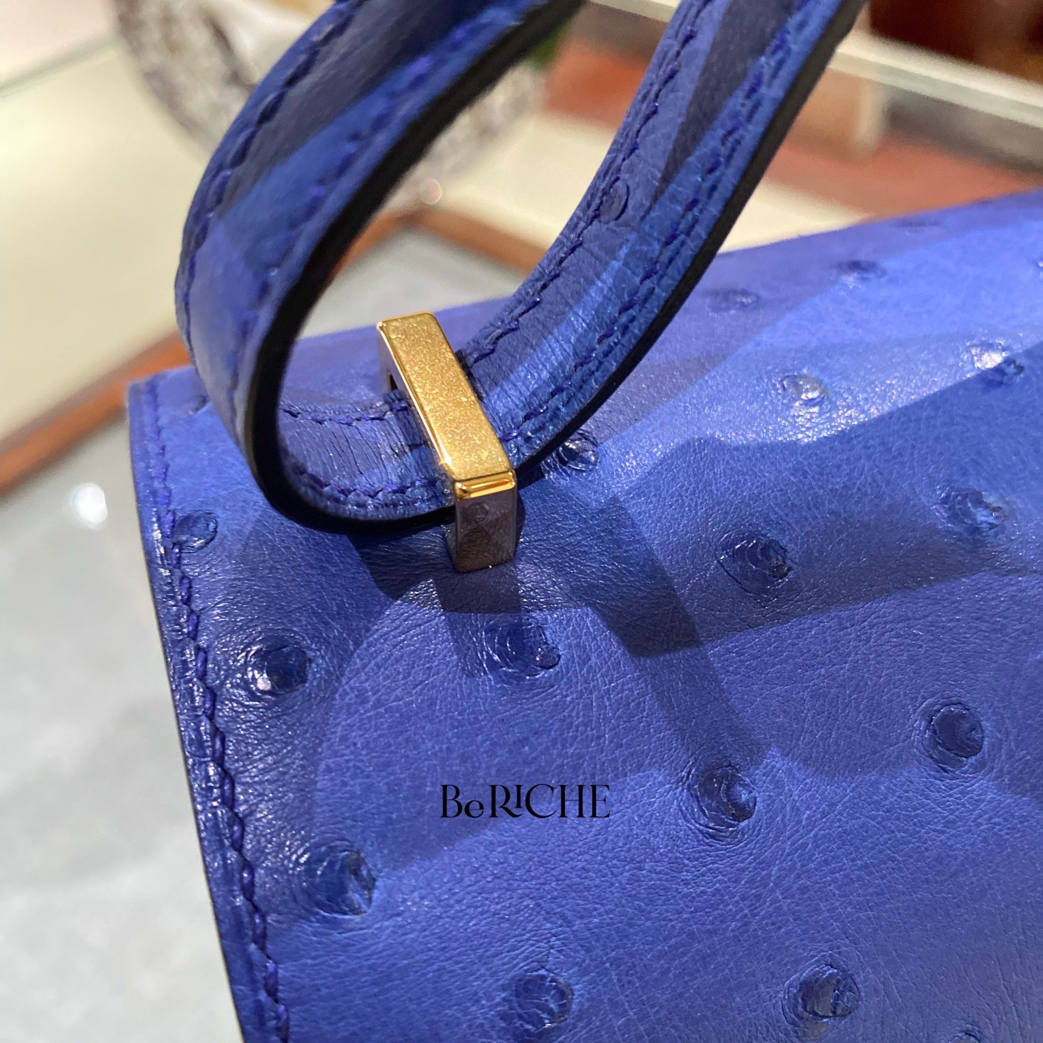 Constance 18 Ostrich Bleu Saphire GHW