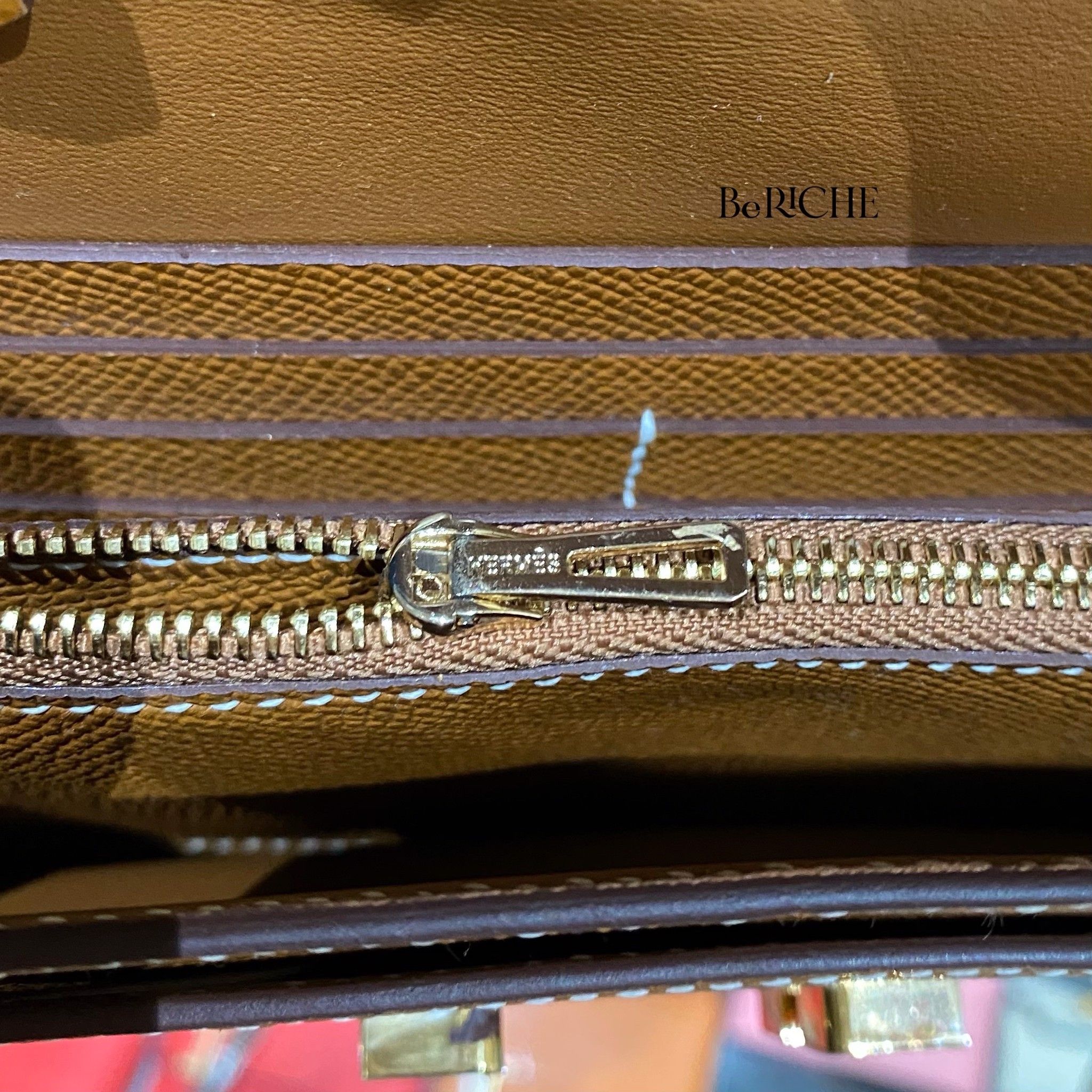 Constance Wallet To Go Gold GHW