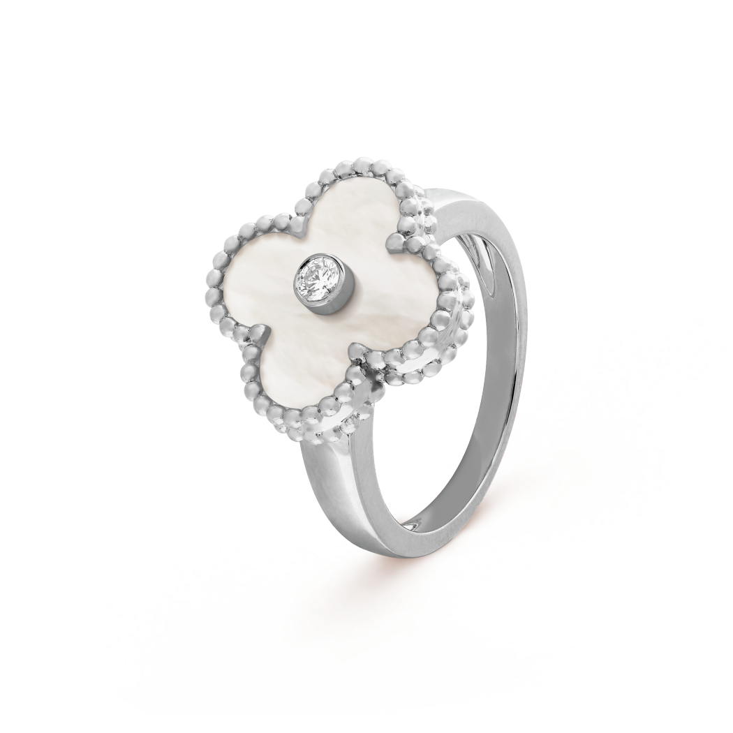 VCA Vintage Alhambra ring