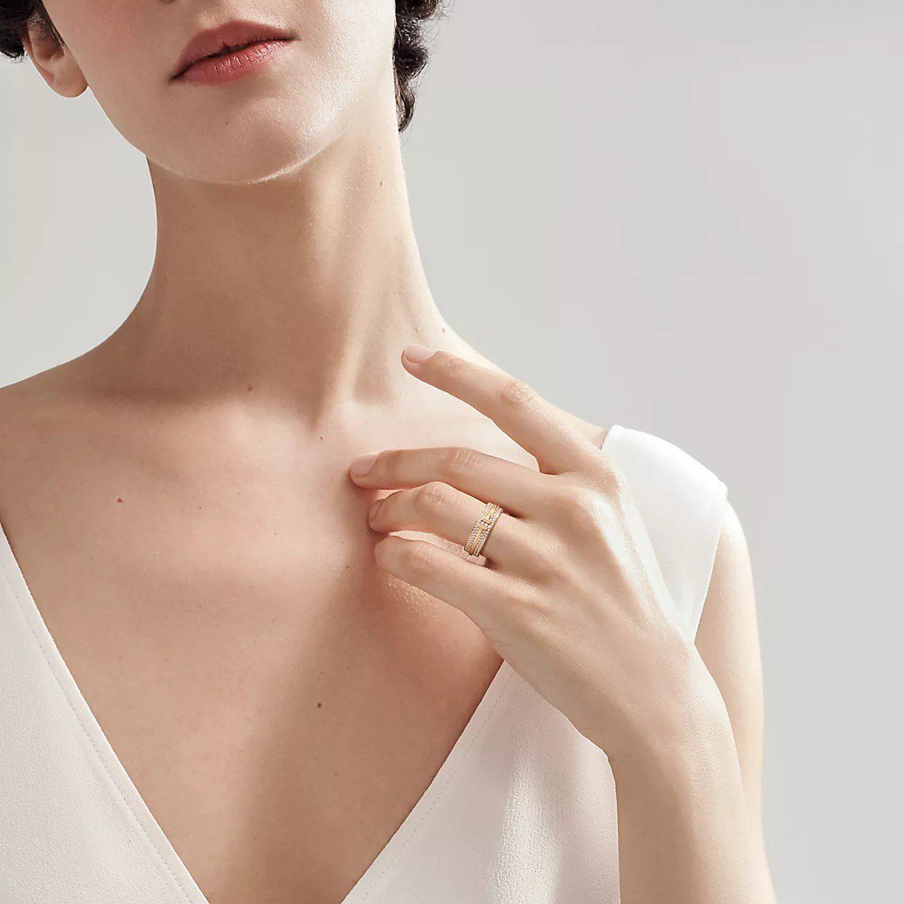 Tiffany T Ring