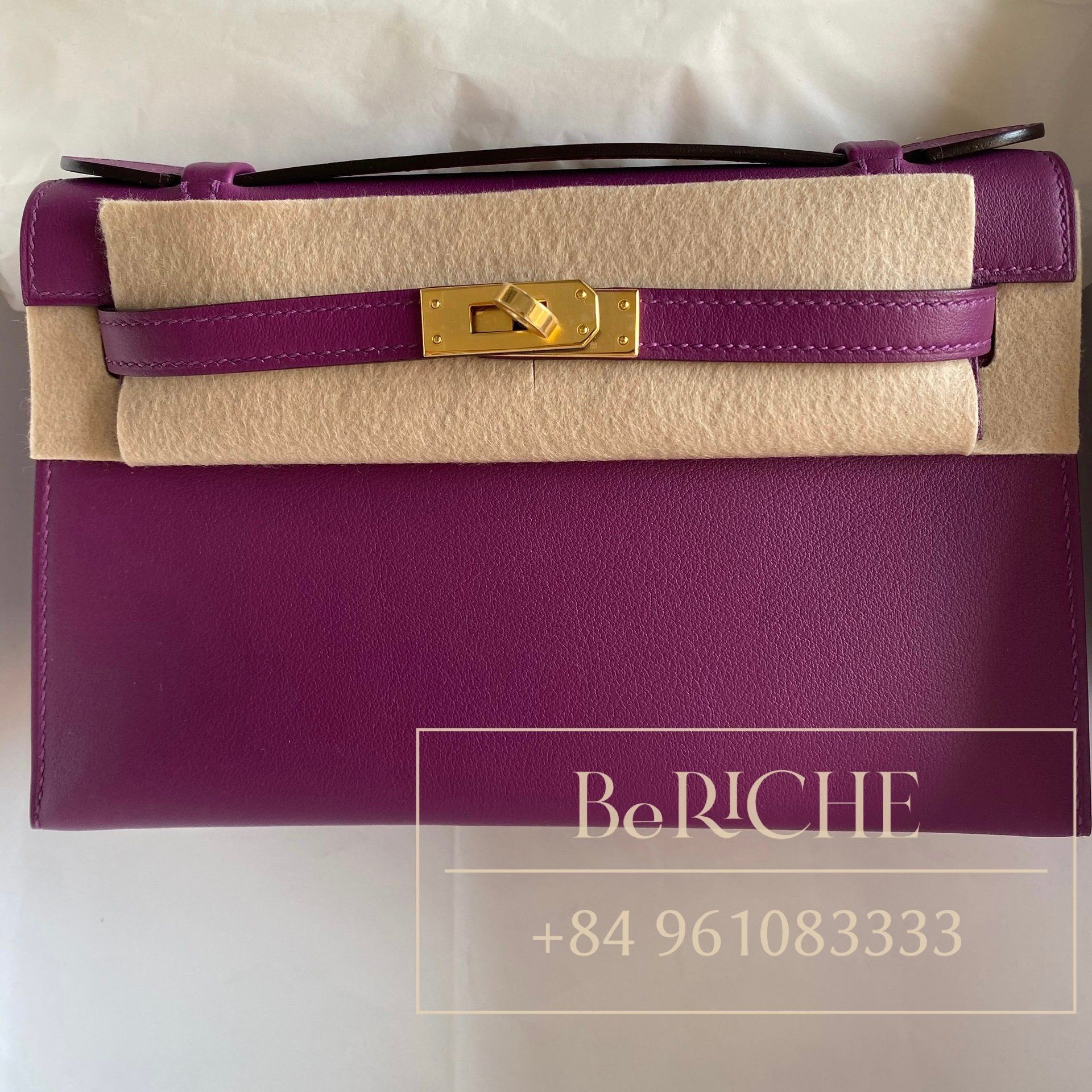 Kelly Pochette KP22 Swift Leather Anemone GHW