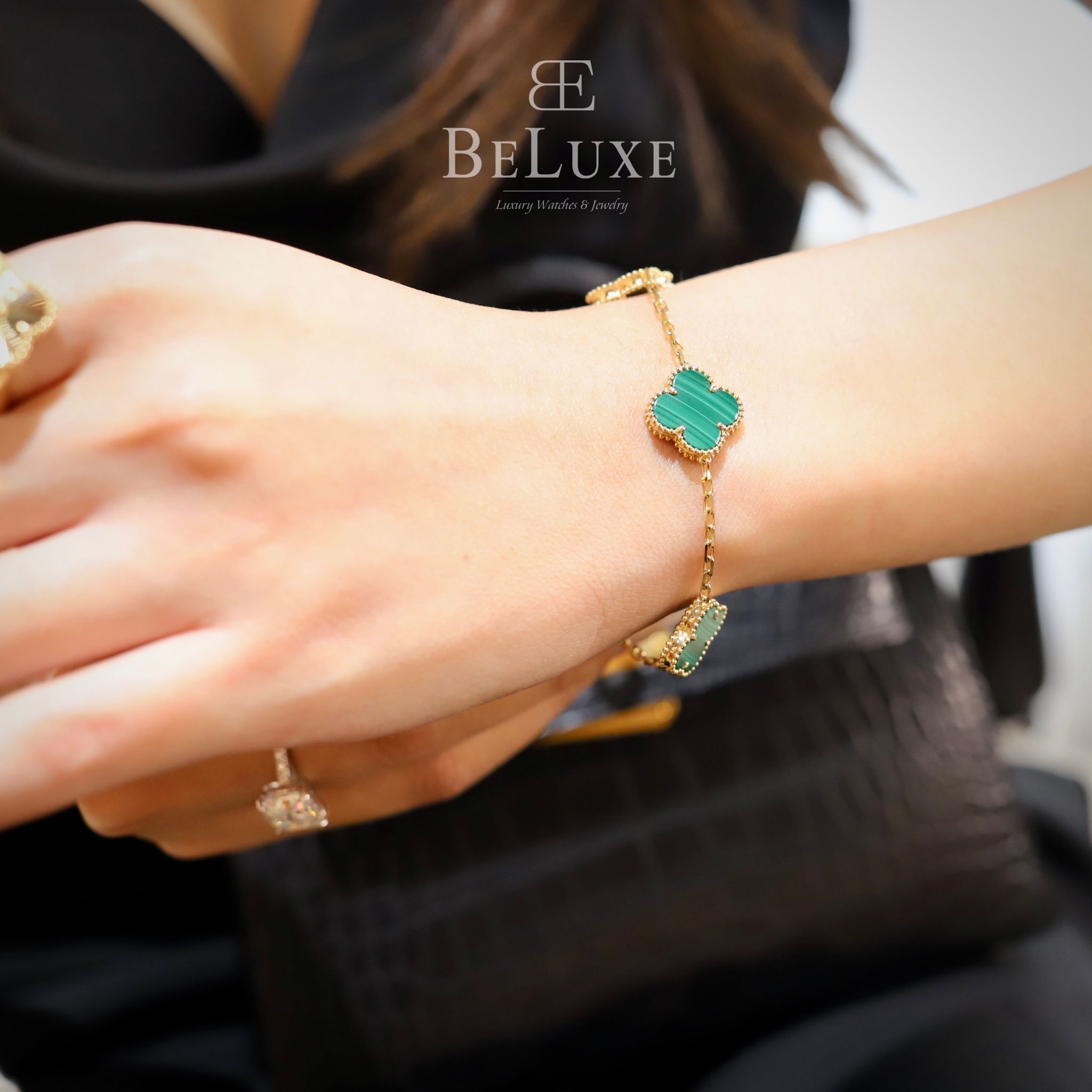 VCA Vintage Alhambra bracelet, 5 motifs