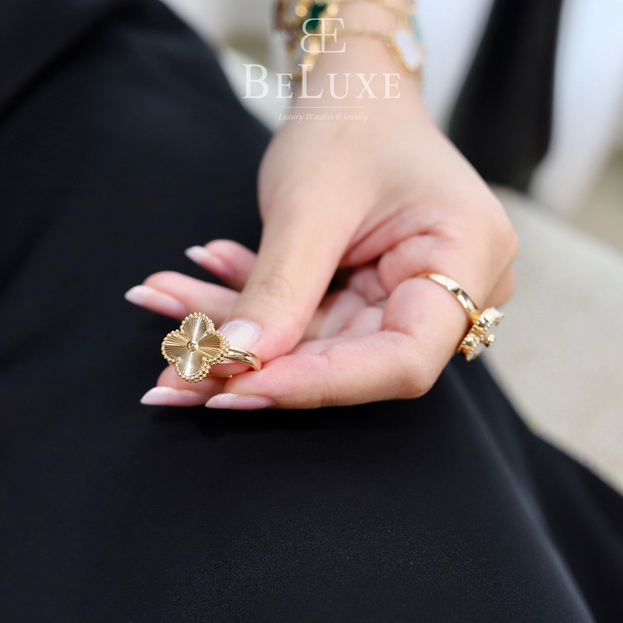 VCA Vintage Alhambra ring