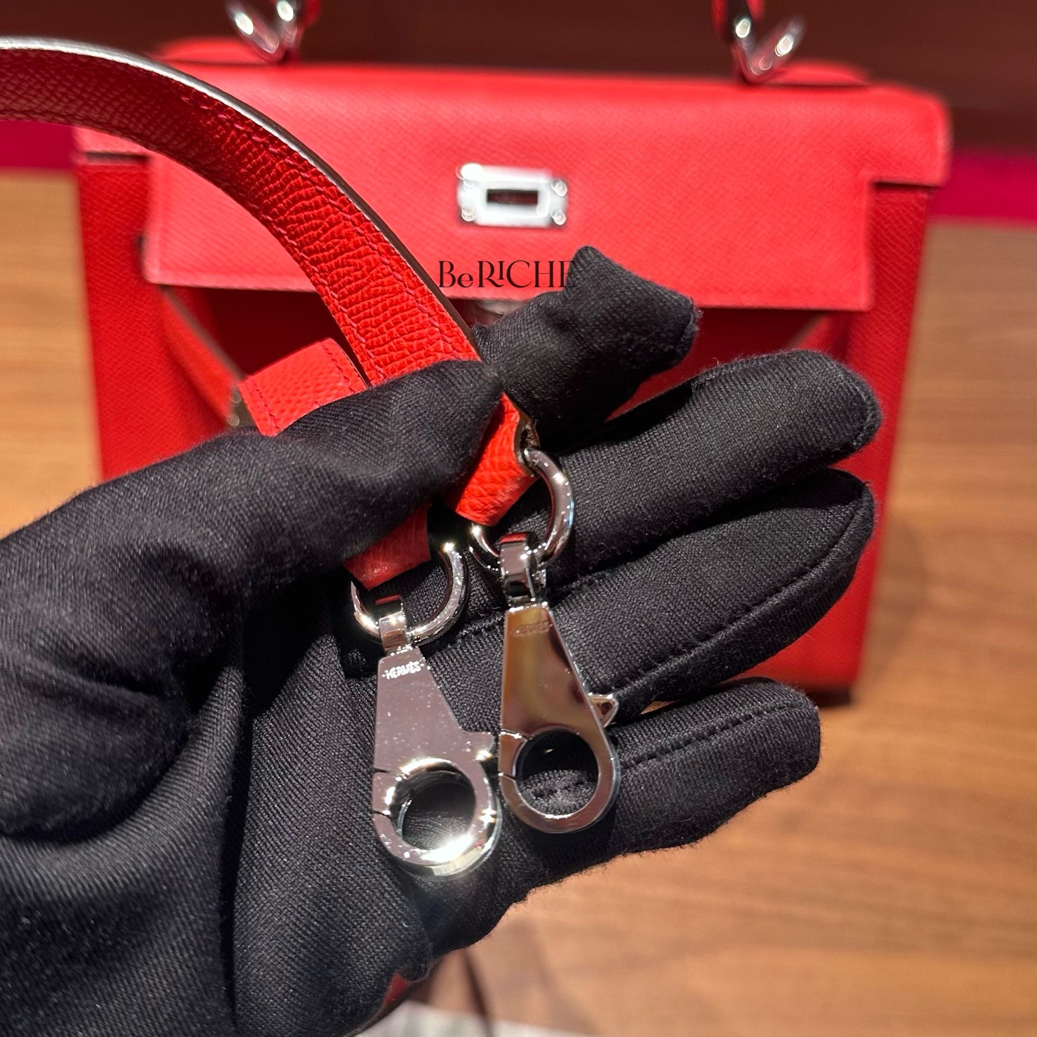 Kelly K25 Epsom Rouge de coeur PHW