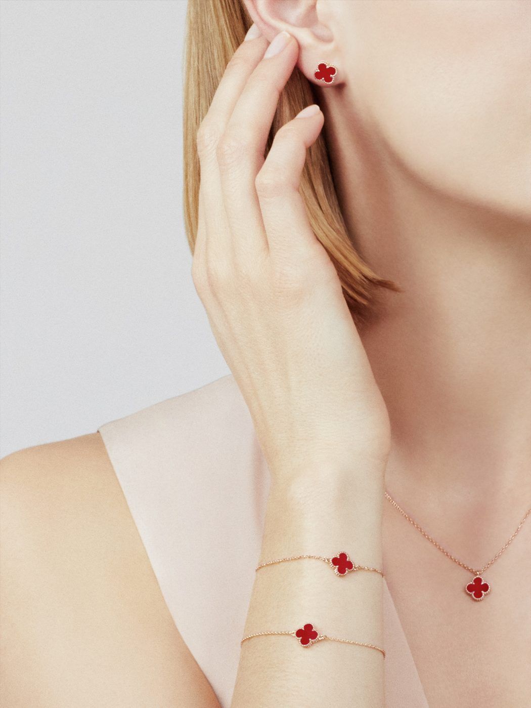 VCA Sweet Alhambra earstuds