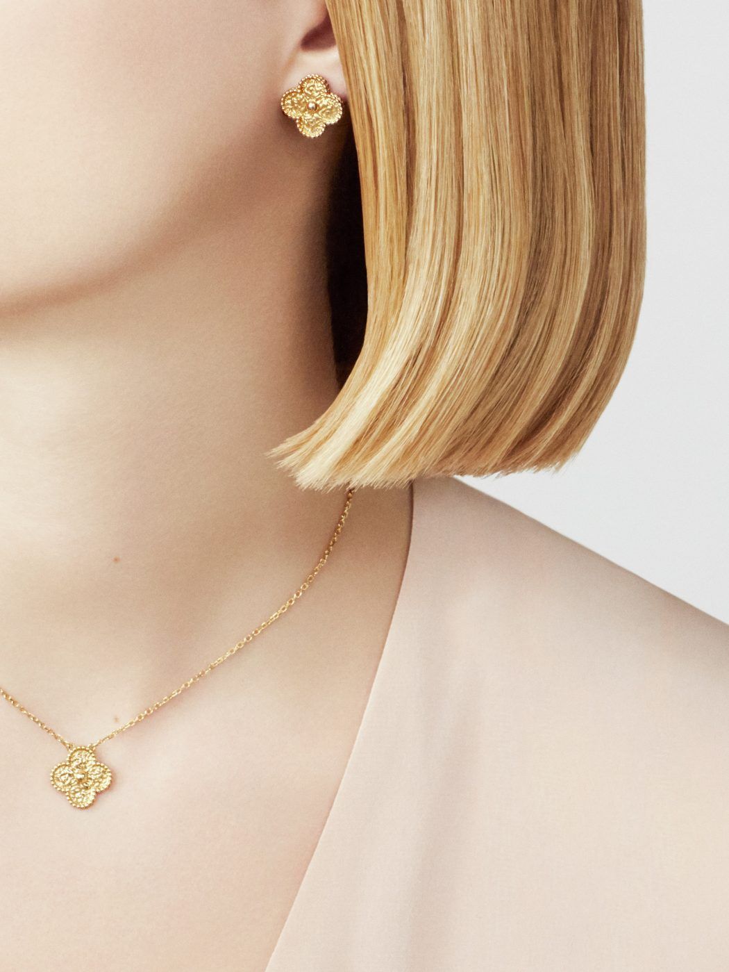 VCA Vintage Alhambra Pendant