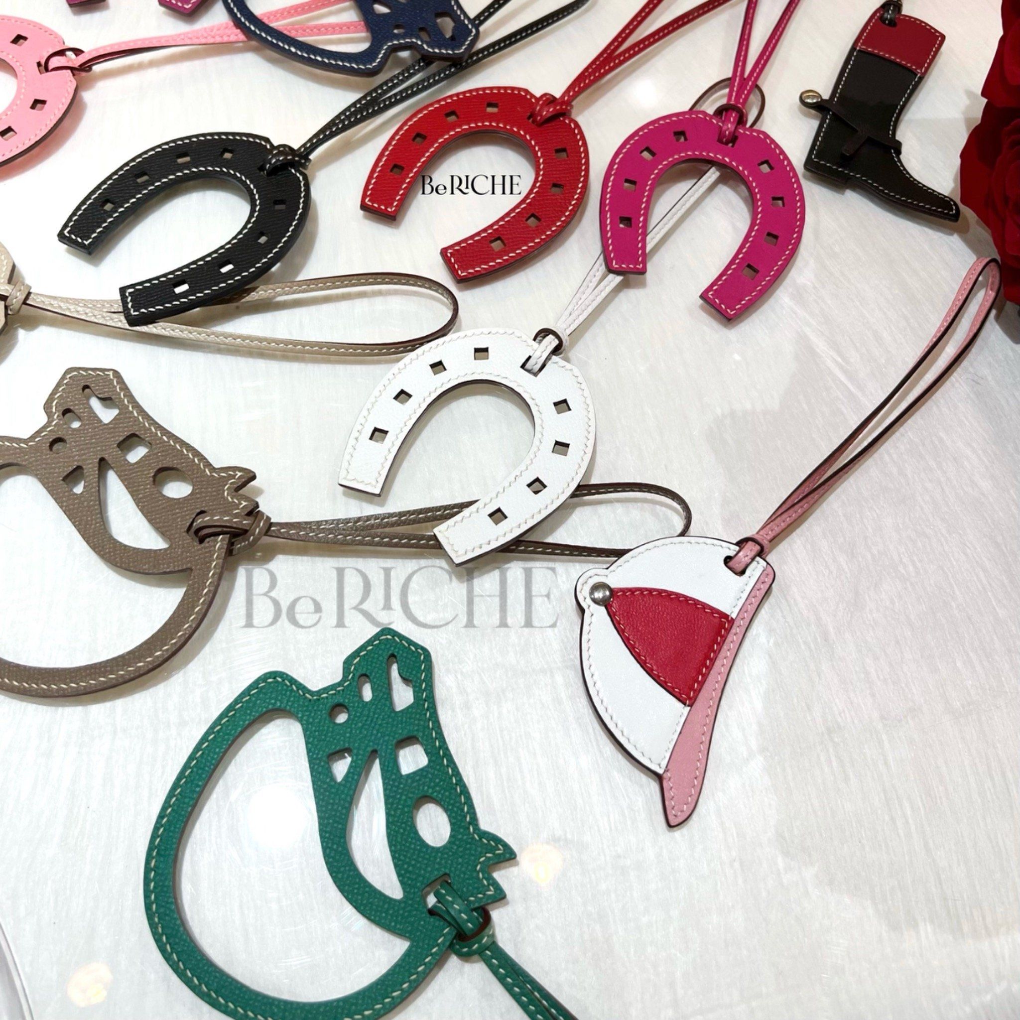 Paddock Fer A Cheval Charm/ Cheval Horse Charm