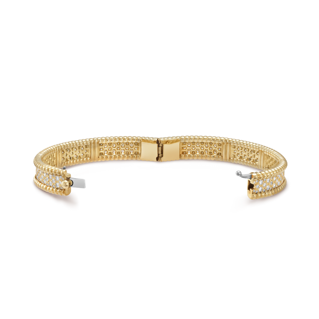 VCA Perlée diamonds bracelet, 3 row