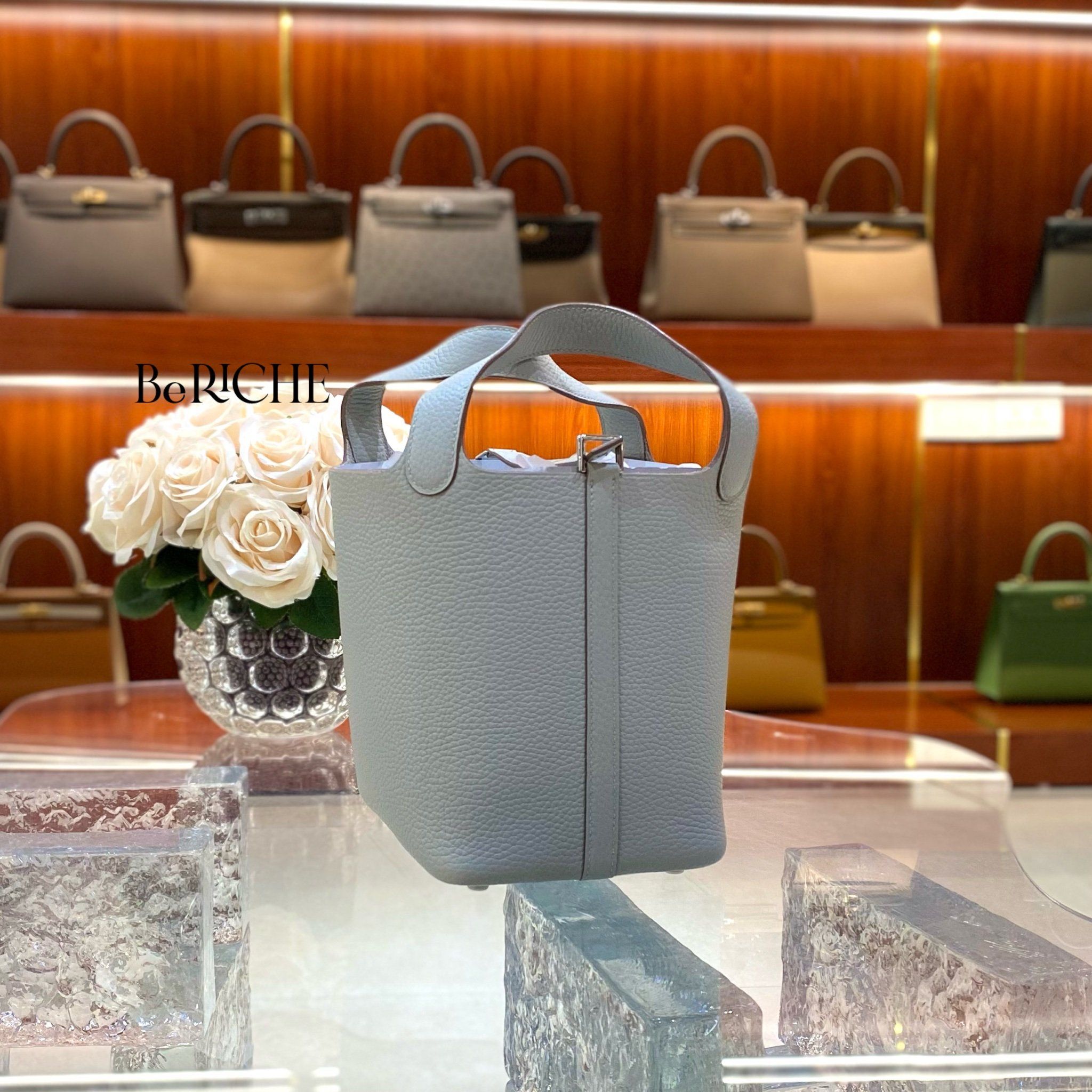 Picotin P18 Cleamance Leather Gris Perle PHW