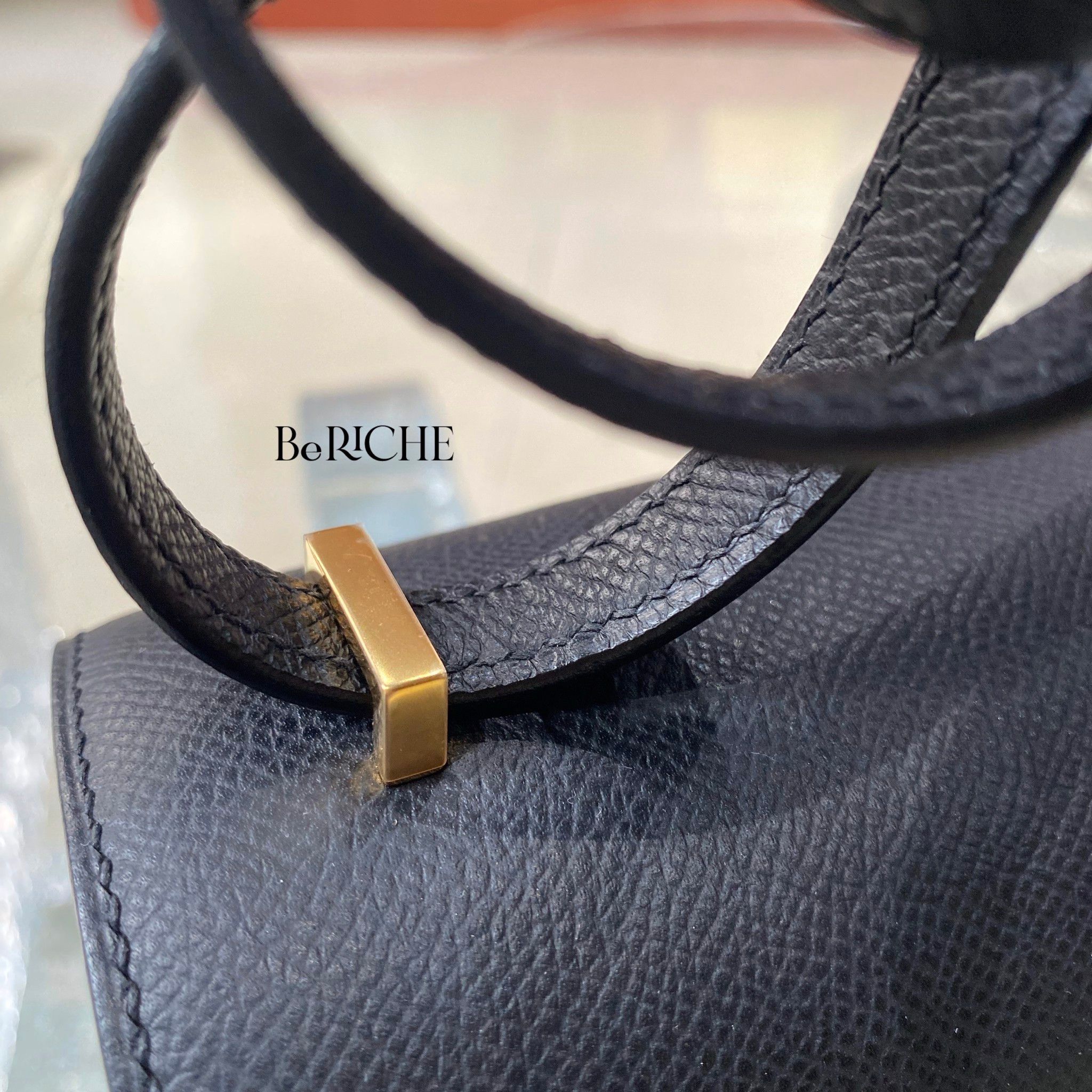 Constance 18 Epsom Black GHW
