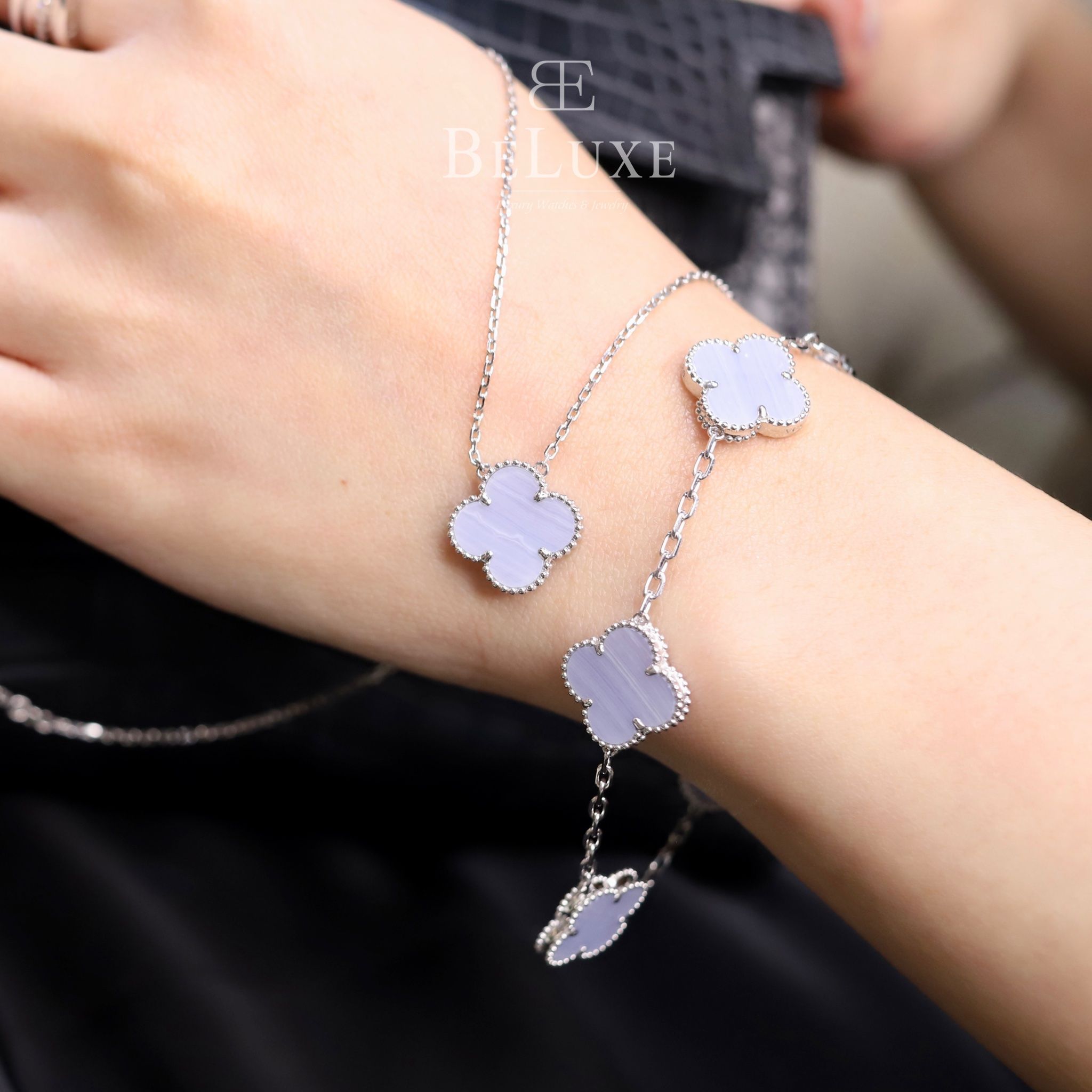 VCA Vintage Alhambra bracelet, 5 motifs