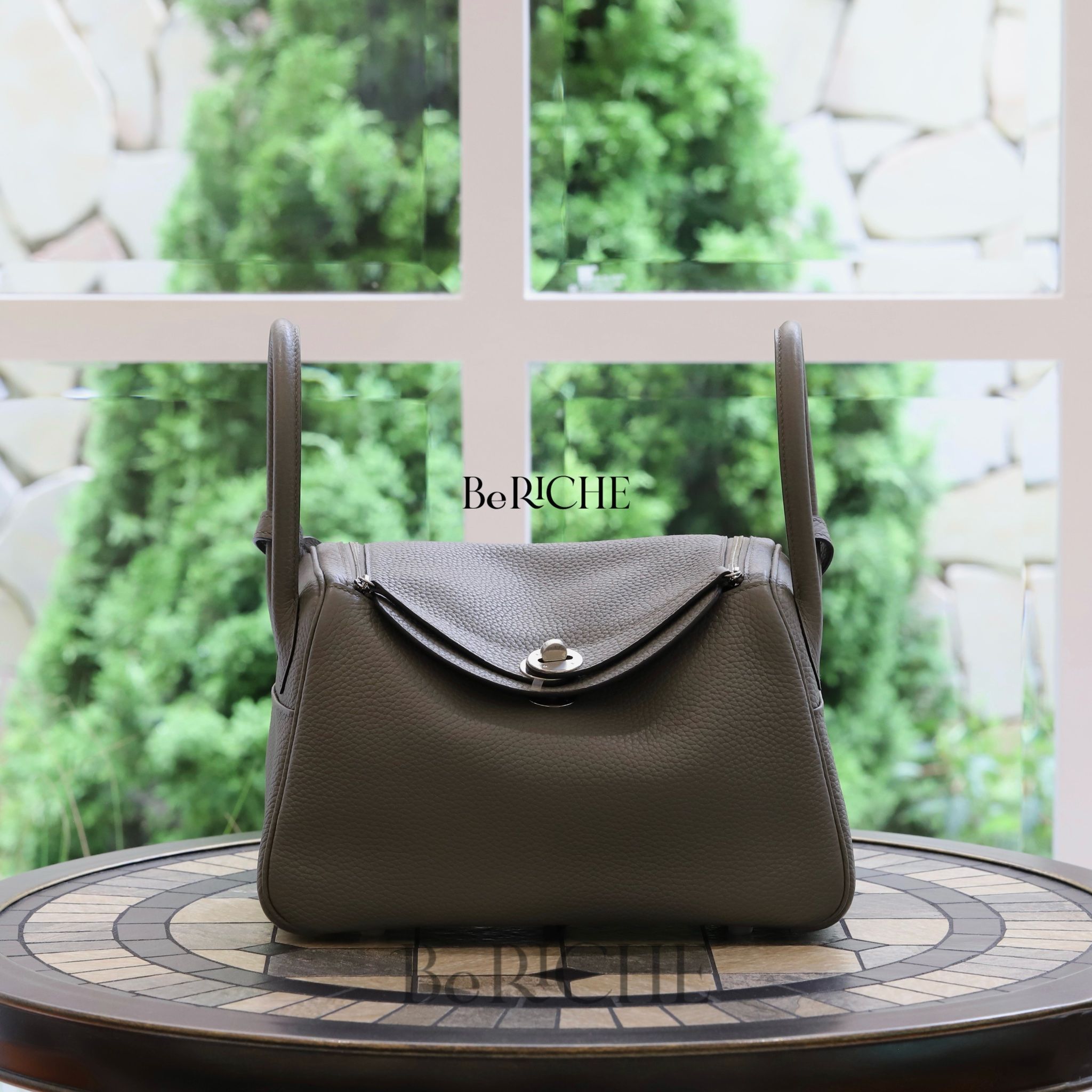 Lindy 26 Clemence Leather Gris Meyer PHW