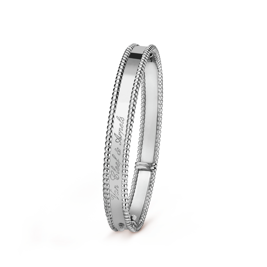 VCA Perlée signature bracelet, medium model