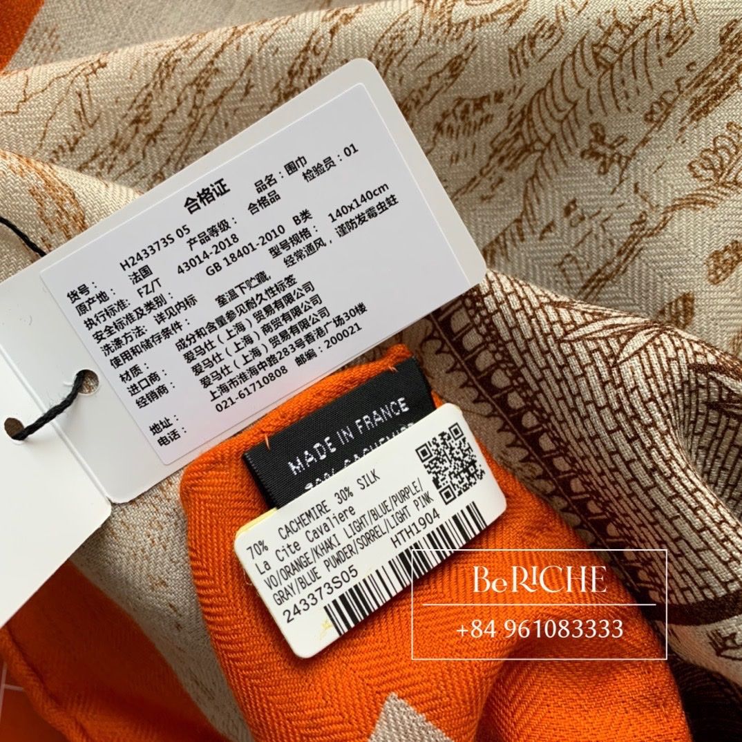 Scarf