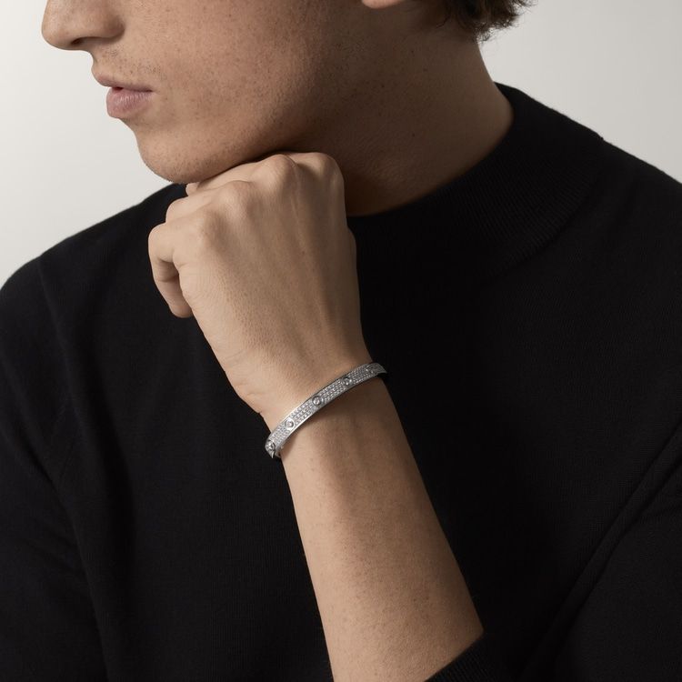 Cartier love bracelet, diamonds