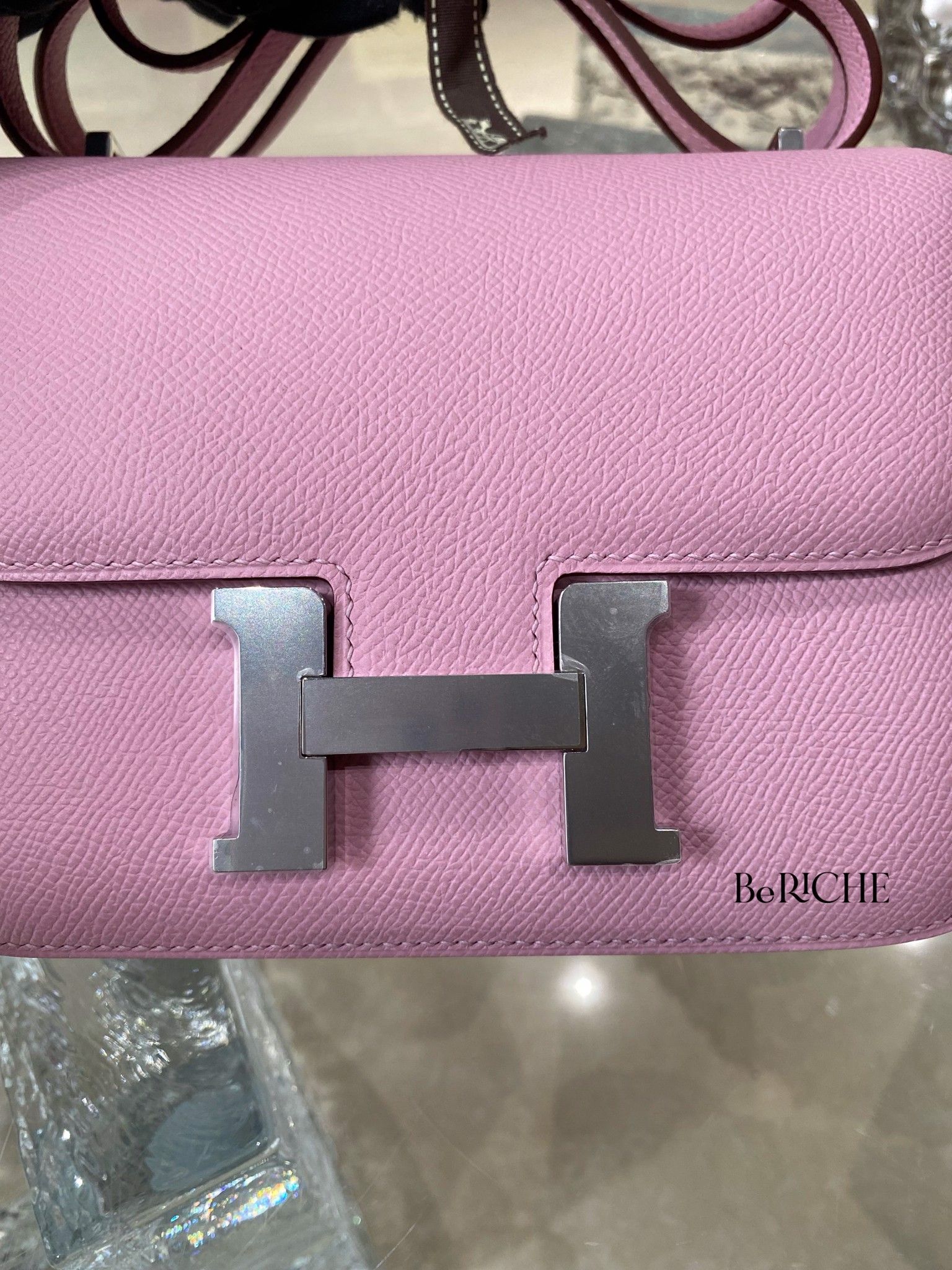 Constance 18 Epsom Mauve PHW