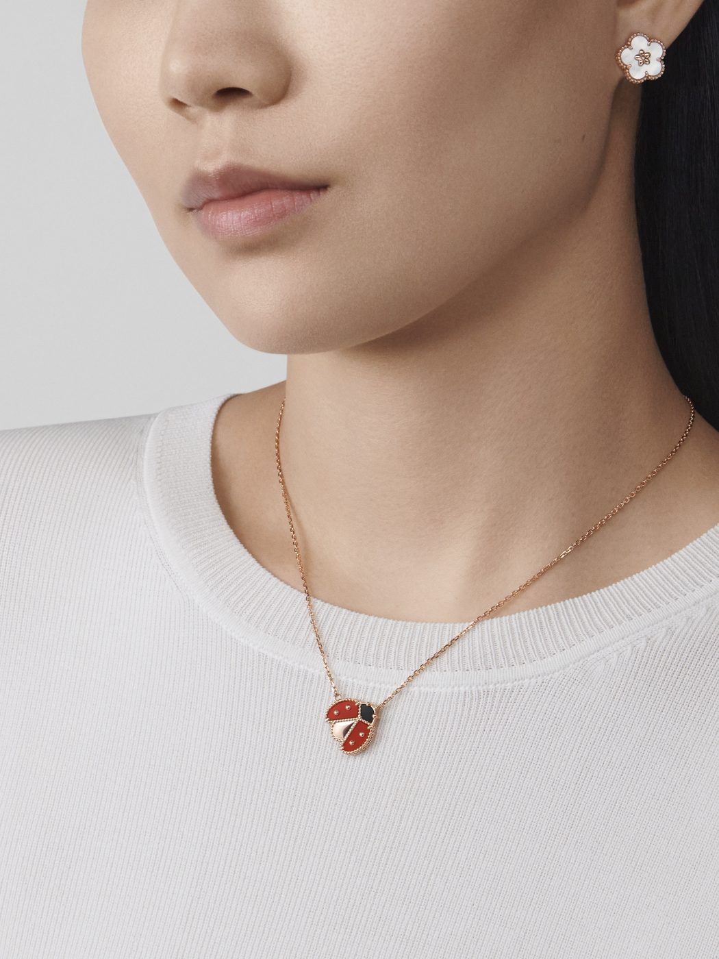 VCA Lucky Spring earring, plum blossom