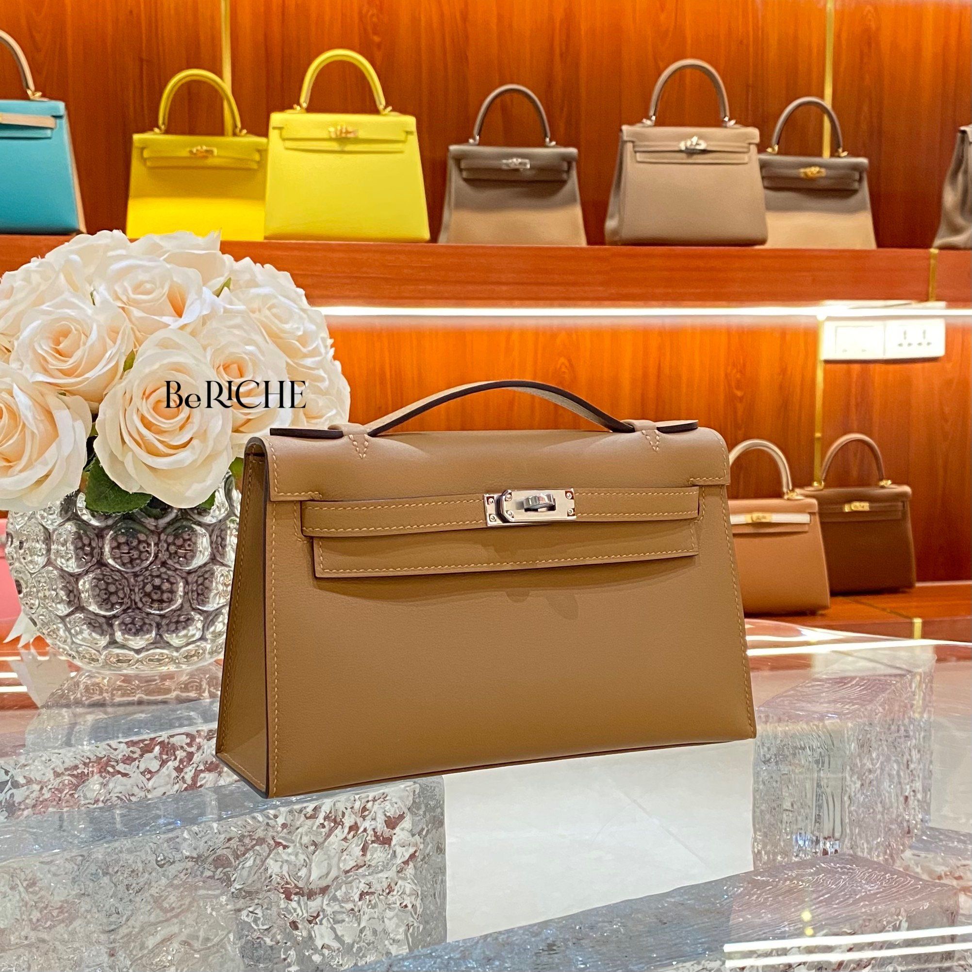 Kelly Pochette KP22 Swift Leather Chai PHW