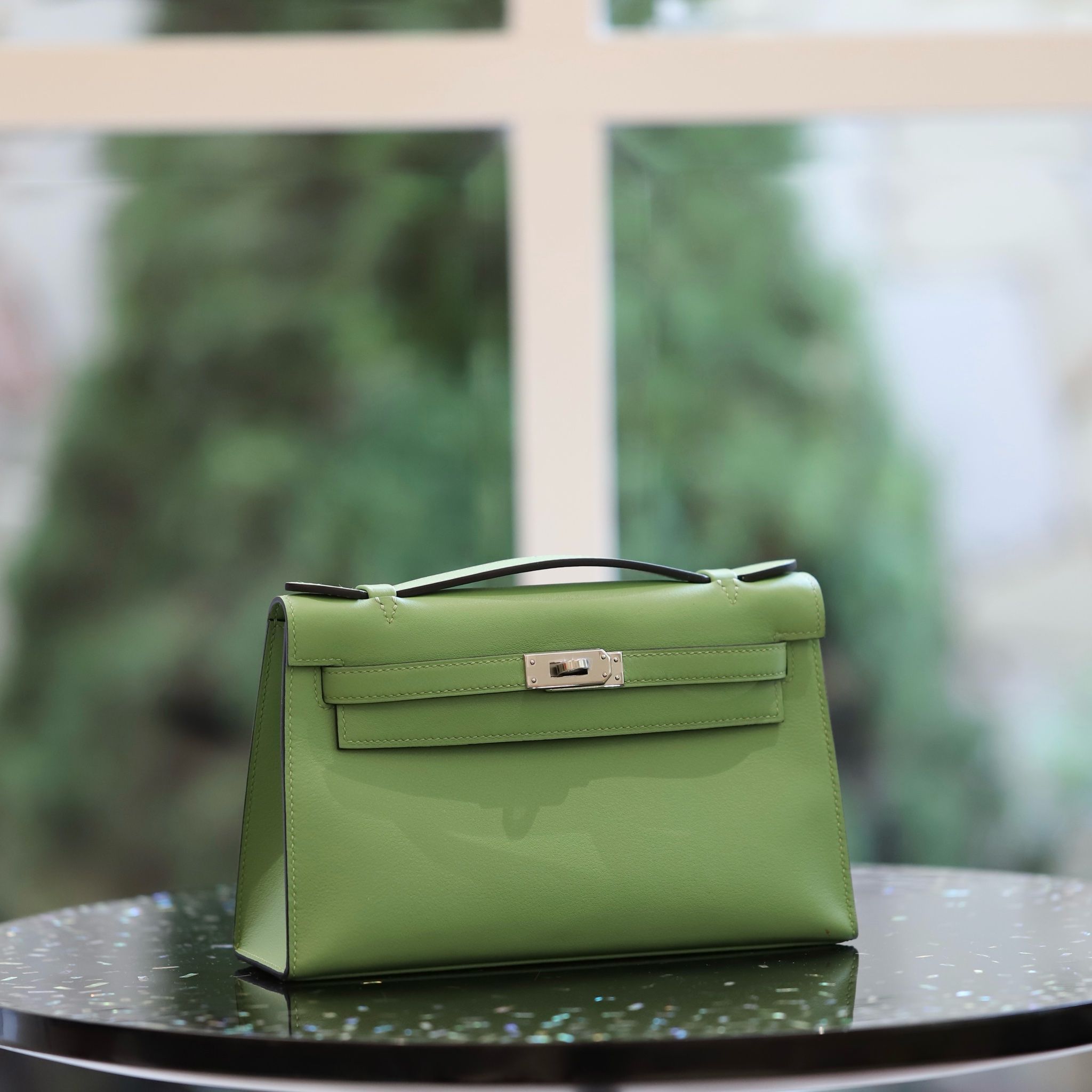 Kelly Pochette KP22 Swift Leather Vert Criquet PHW