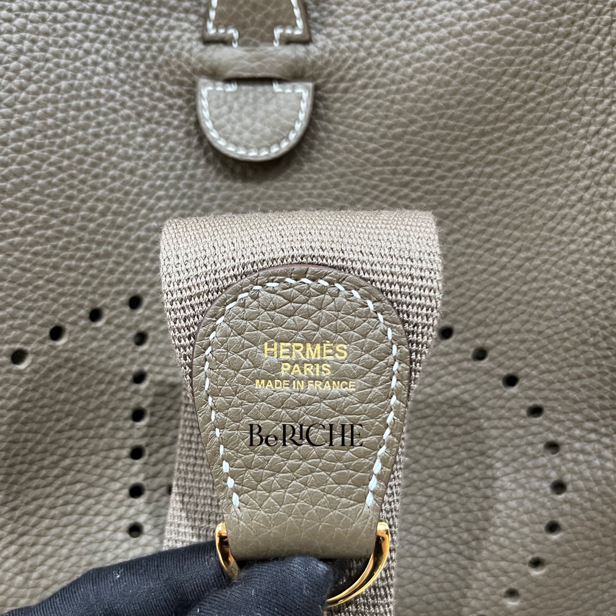 Evelyne 29 Clemence Leather Etoup