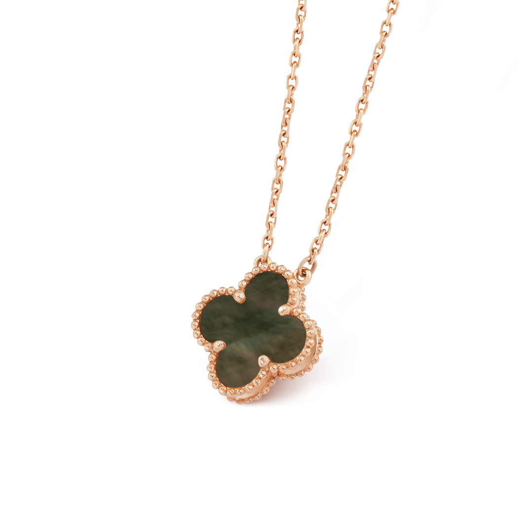 VCA Vintage Alhambra pendant