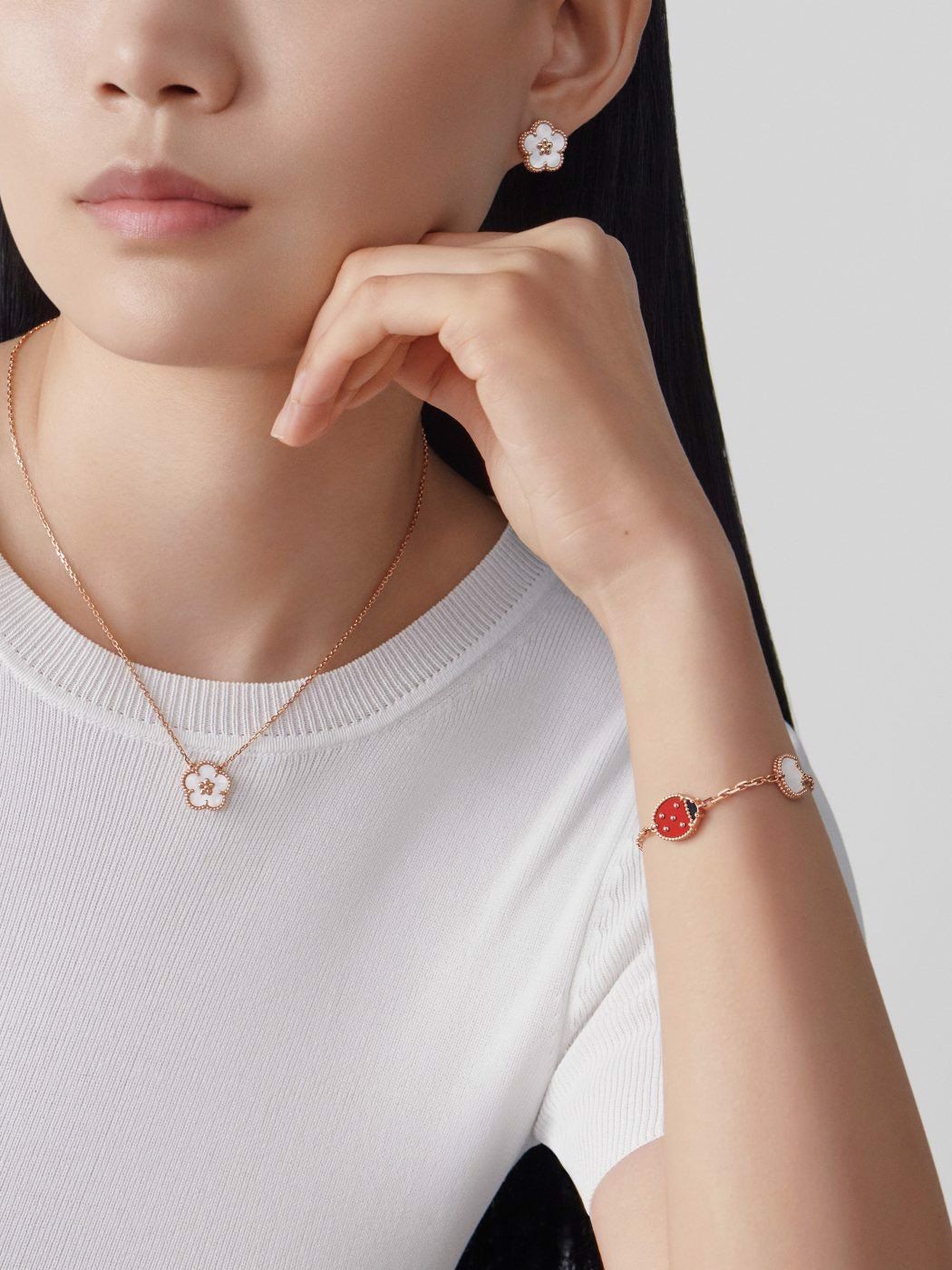 VCA Lucky Spring pendant, plum blossom