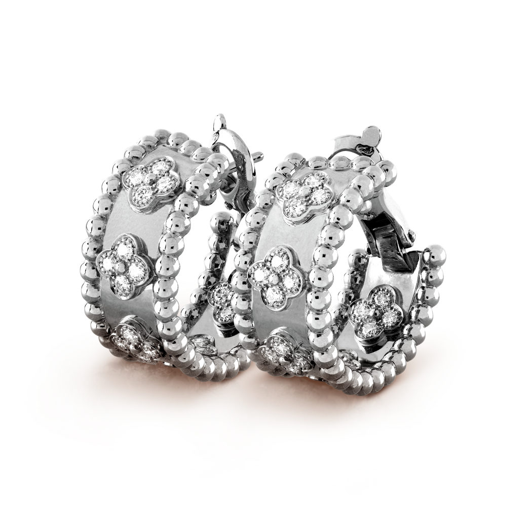 VCA Perlée clovers hoop earrings