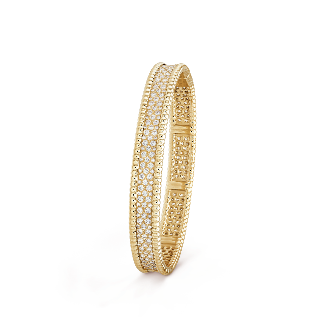 VCA Perlée diamonds bracelet, 3 row