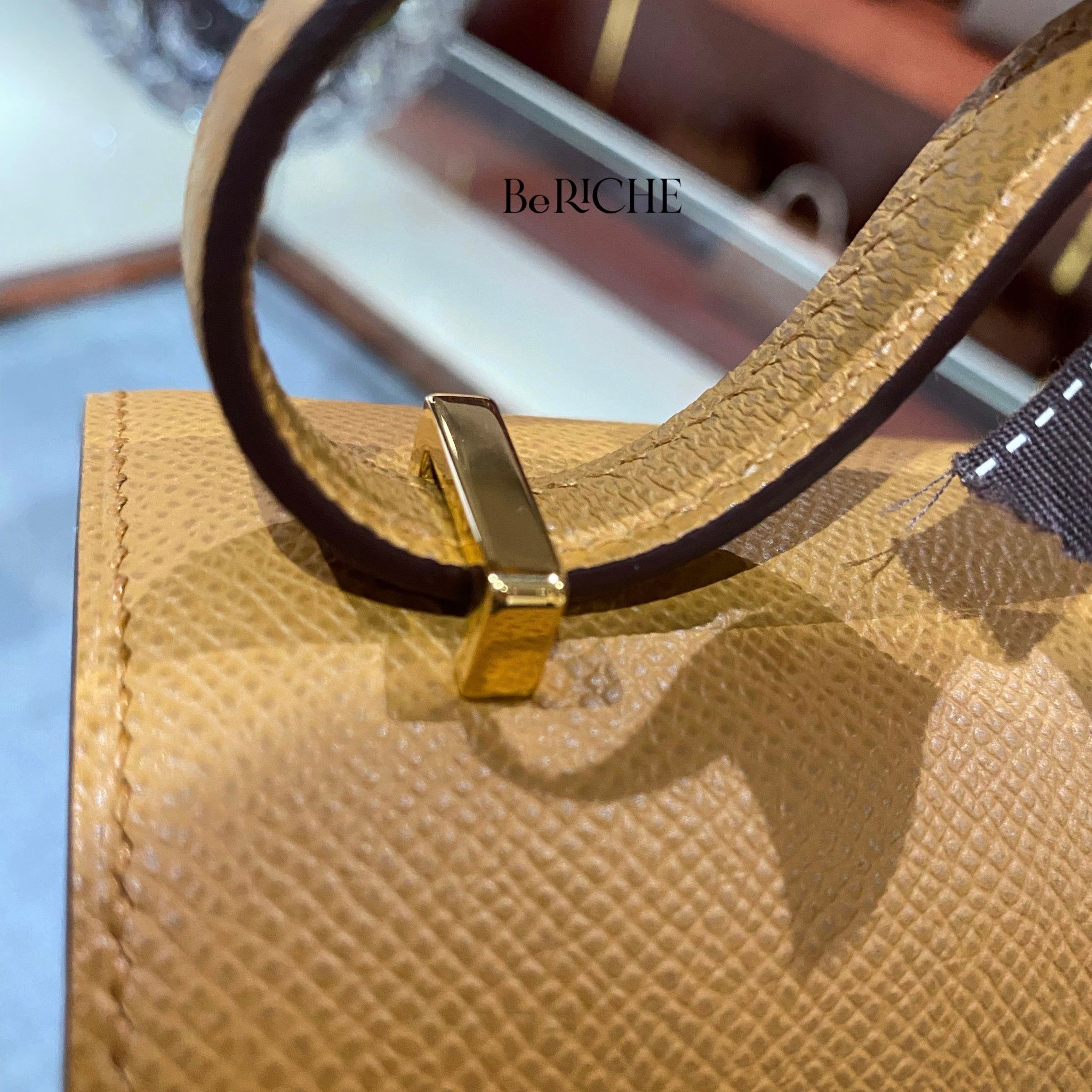 Constance 18 Epsom Sesame GHW