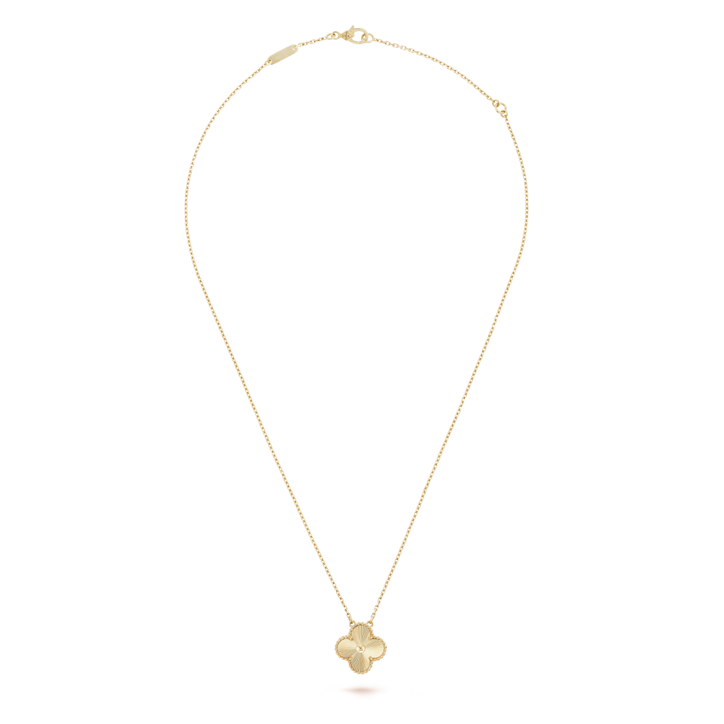 VCA Vintage Alhambra pendant