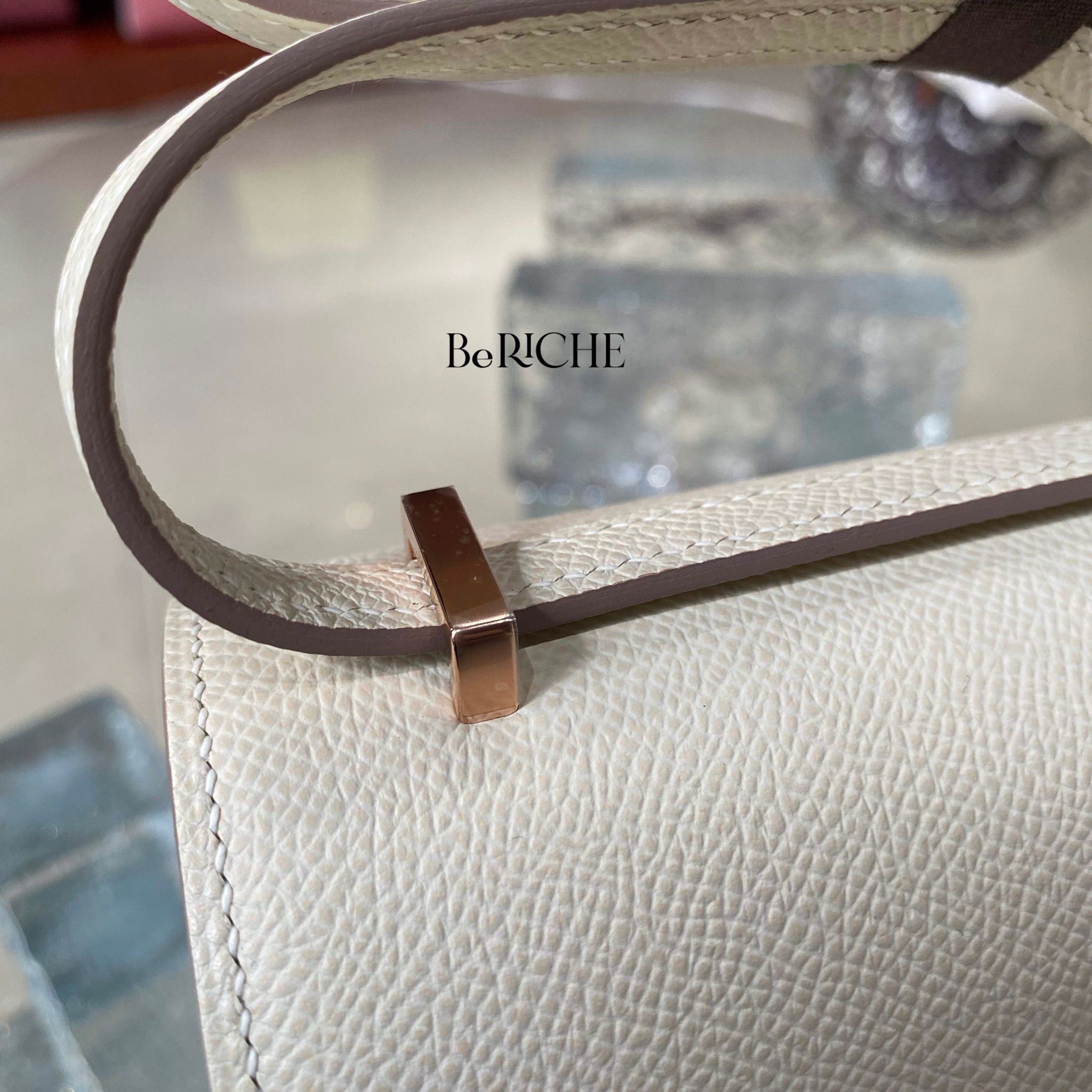 Constance 18 Epsom Craie RGHW (Mirror)