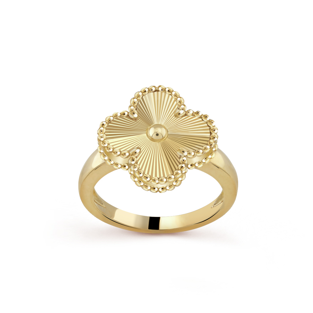 VCA Vintage Alhambra ring
