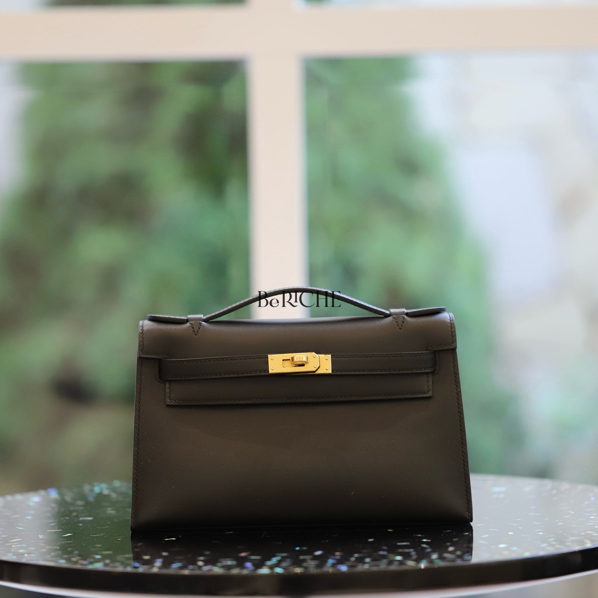 Kelly Pochette KP22 Swift Leather Black GHW