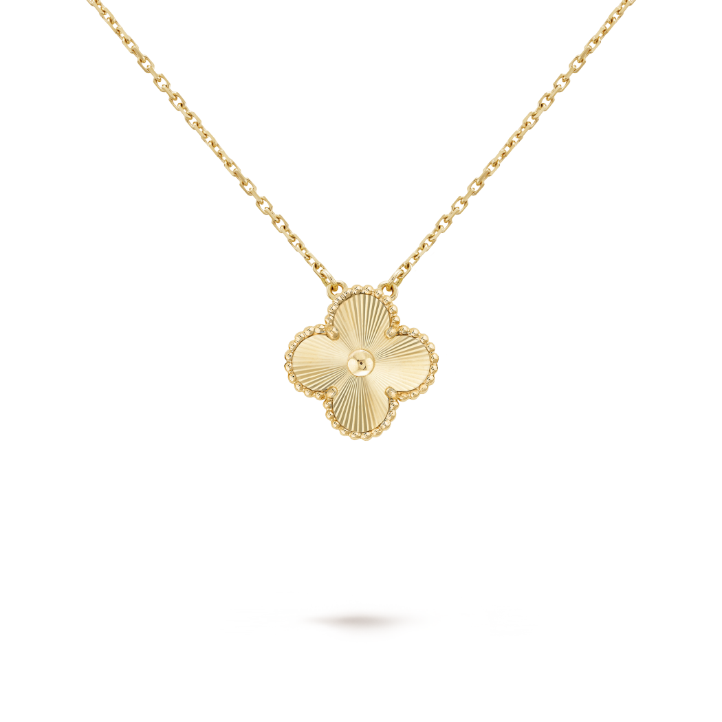 VCA Vintage Alhambra pendant