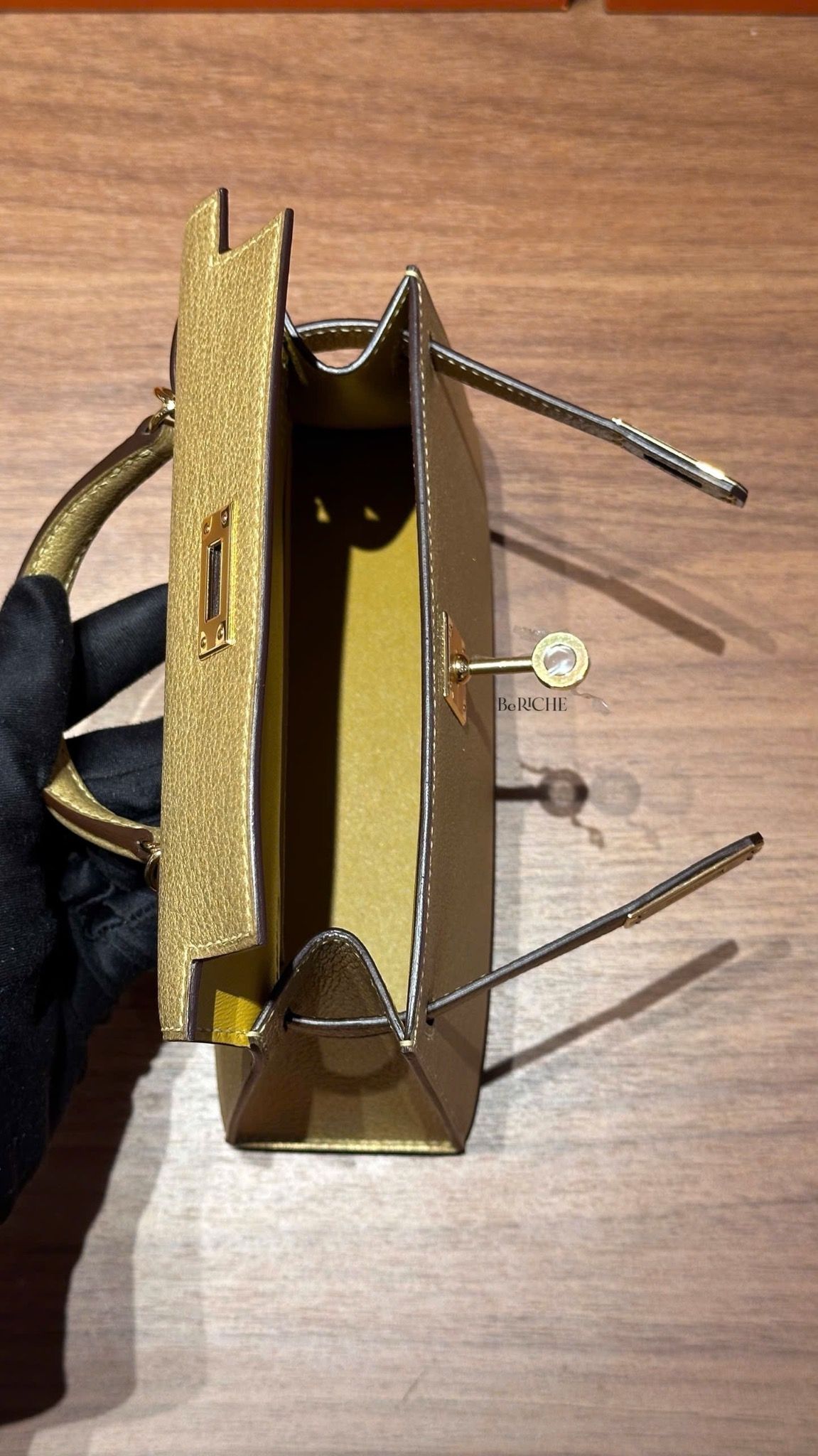 Kelly Mini K20 Metallic Gold Chevre Myzore GHW