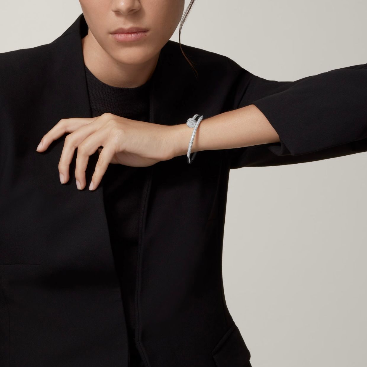 CARTIER JUSTE UN CLOU BRACELET, CLASSIC MODEL, DIAMONDS