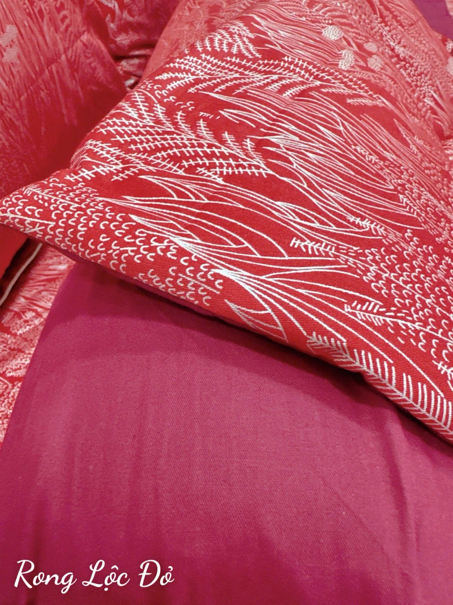 Satin Rong Lộc Đỏ