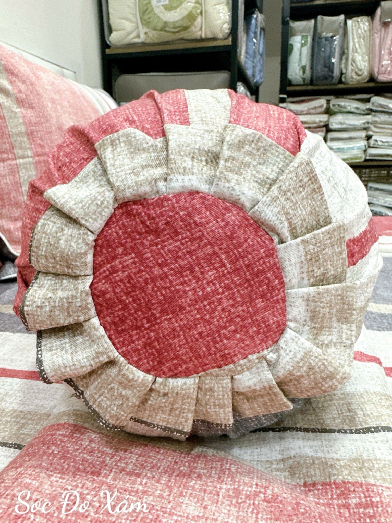 Satin Sọc Đỏ Xám