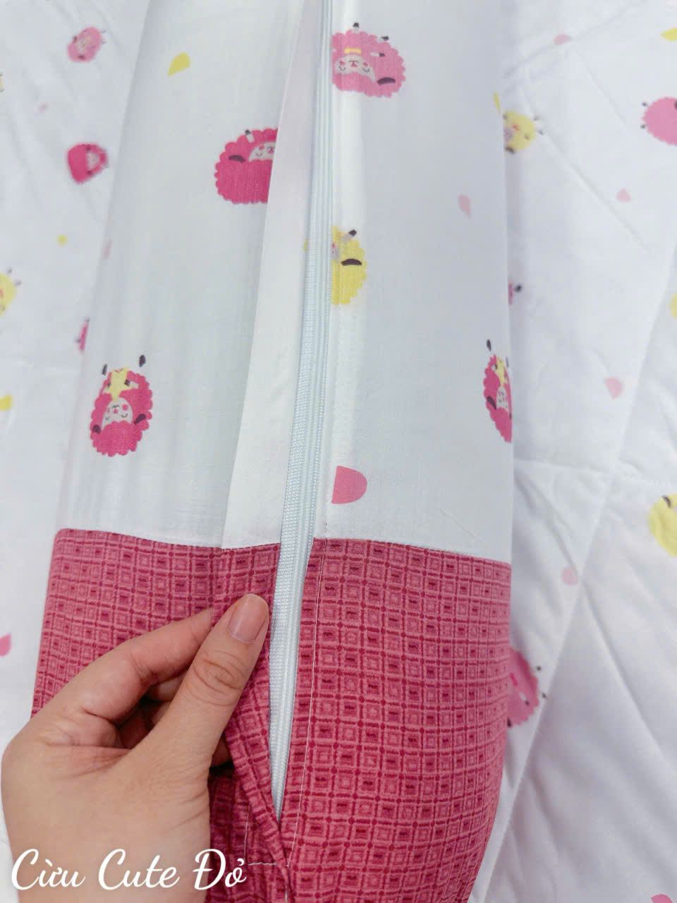 Modal Cừu Cute Đỏ