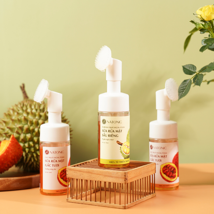 Combo sữa rửa mặt dinh dưỡng vị Gấc & Sầu Riêng Natonic - 100% từ thiên nhiên, sạch mụn, sáng da