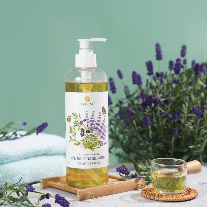 Sữa tắm Oải Hương Natonic - Sạch mụn lưng, da mềm mịn - Chai vòi nhấn 500ml