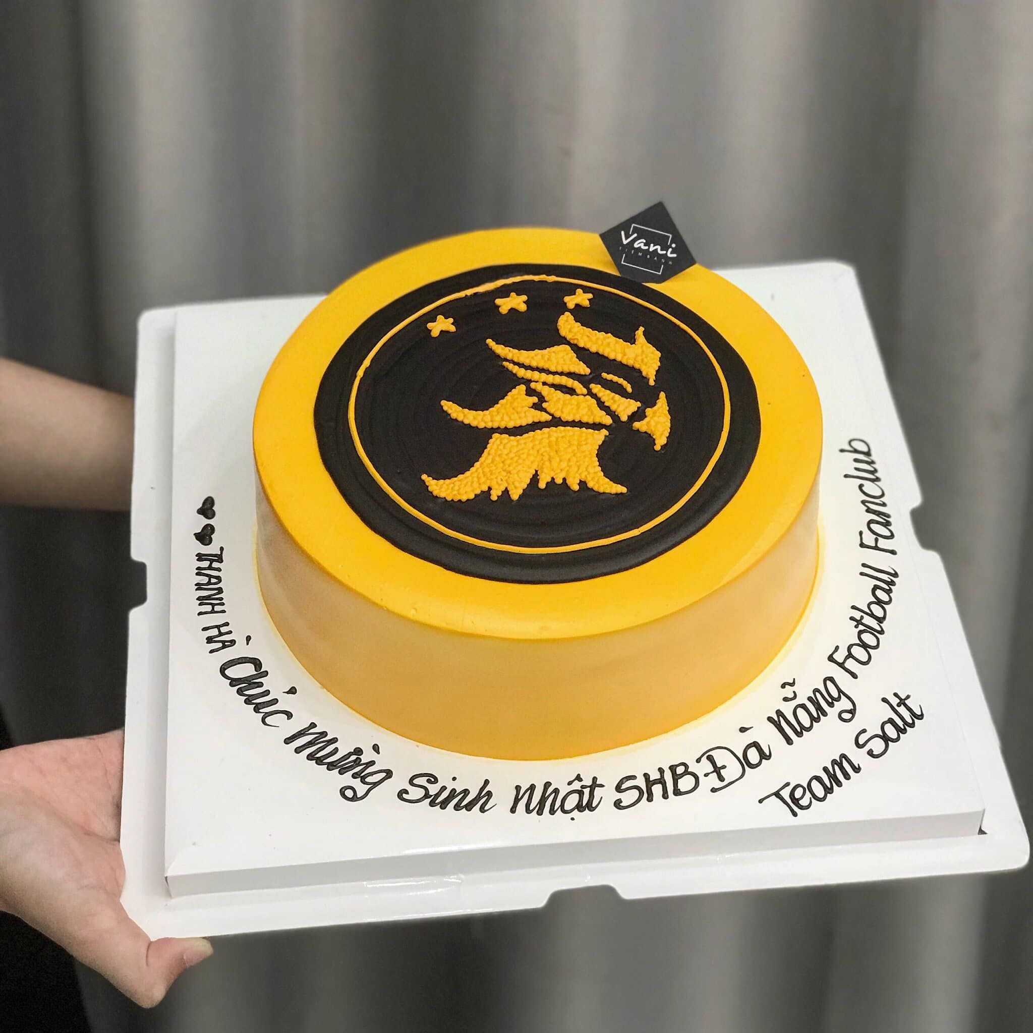 Bánh vẽ logo - bánh kem công ty Đà Nẵng